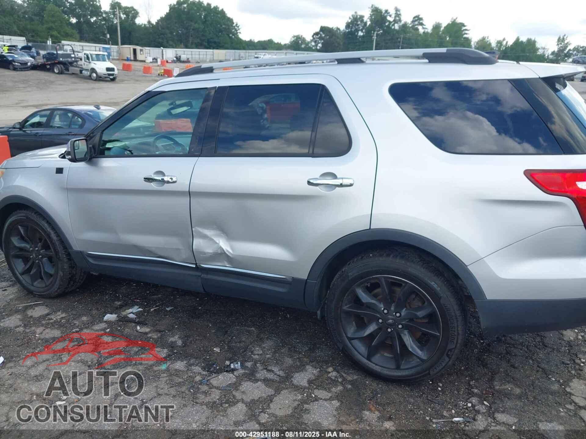 FORD EXPLORER 2015 - 1FM5K7F83FGA38372