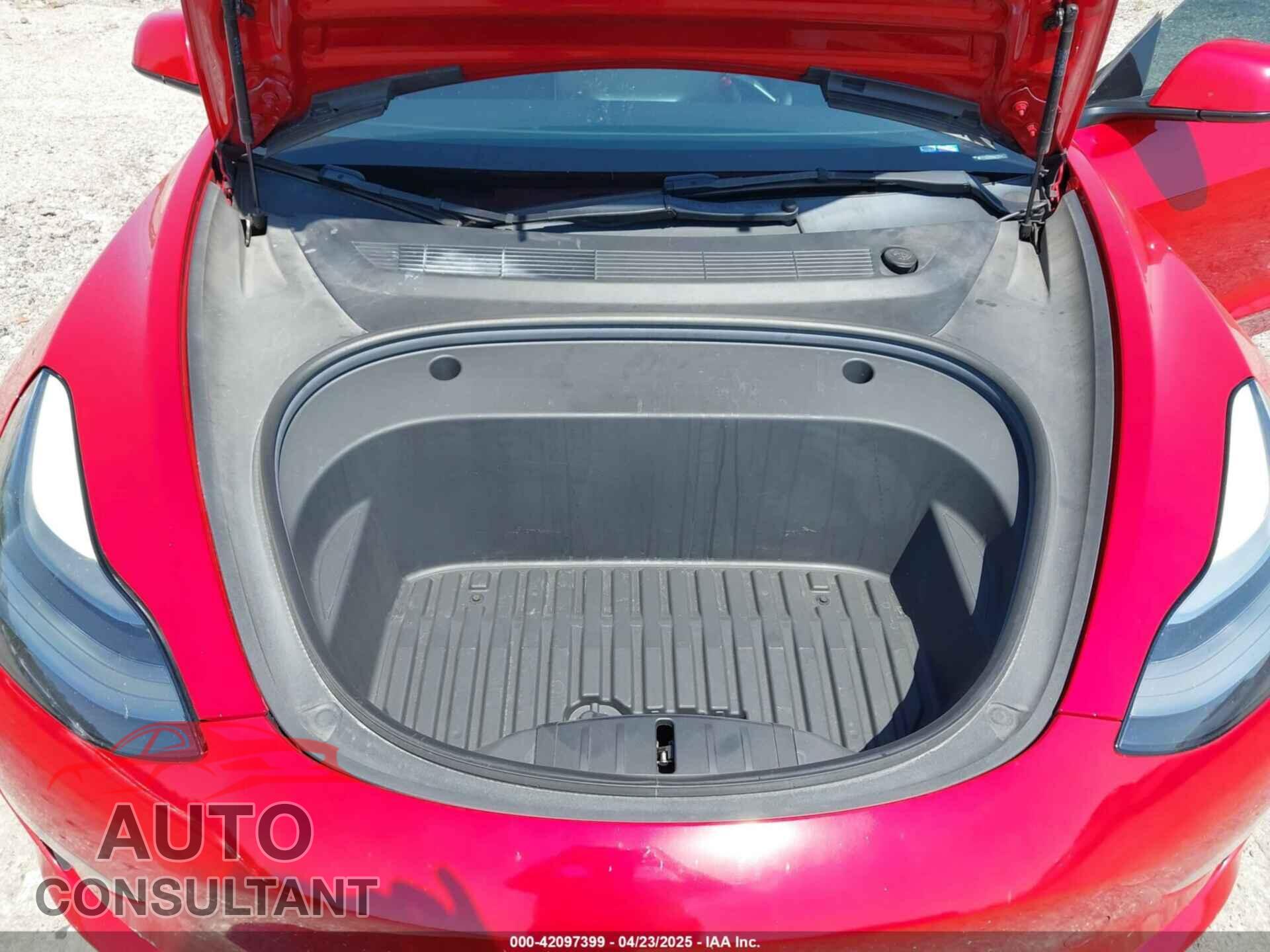 TESLA MODEL 3 2022 - 5YJ3E1EA7NF152114