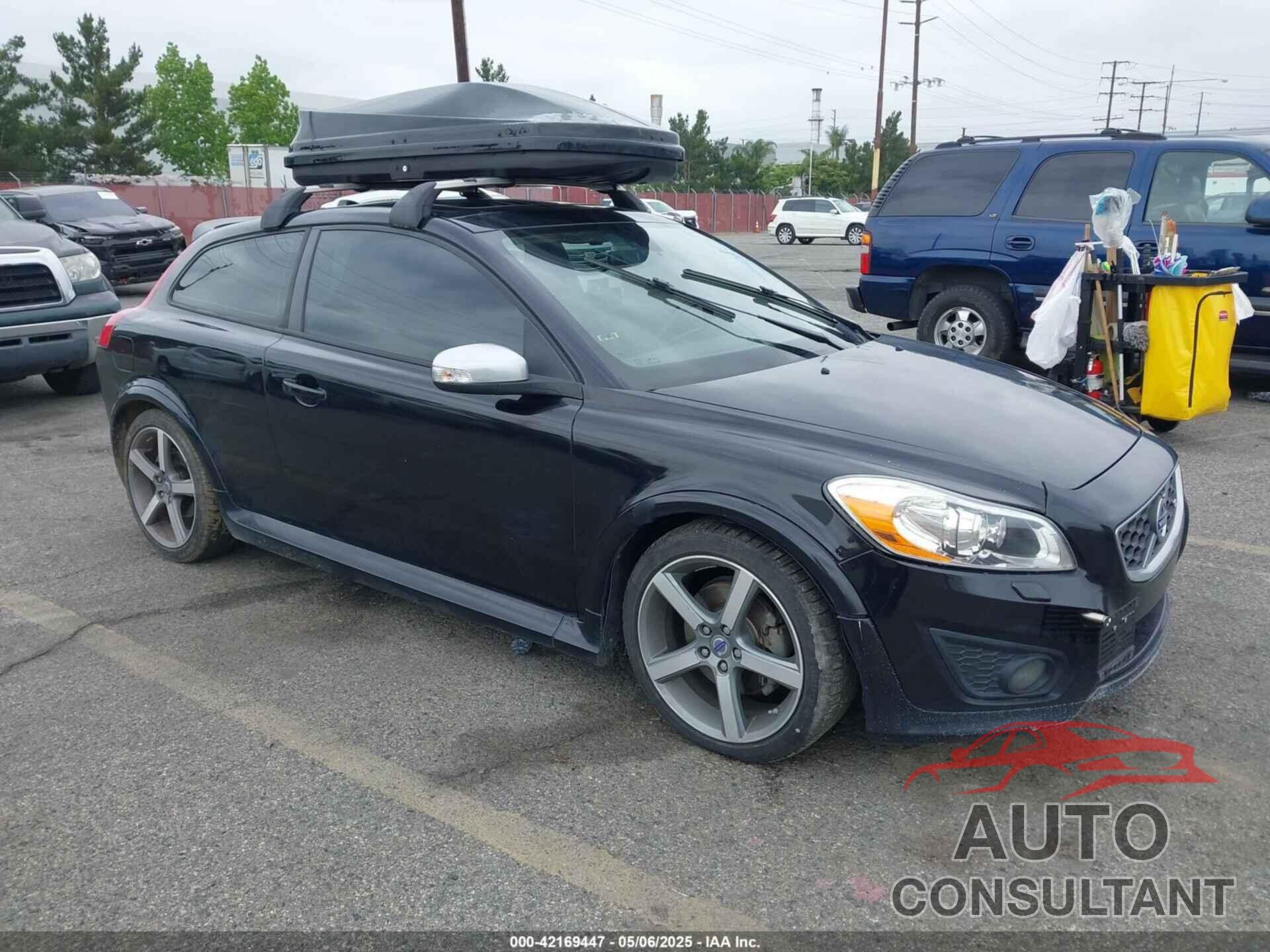 VOLVO C30 2011 - YV1672MK2B2239497