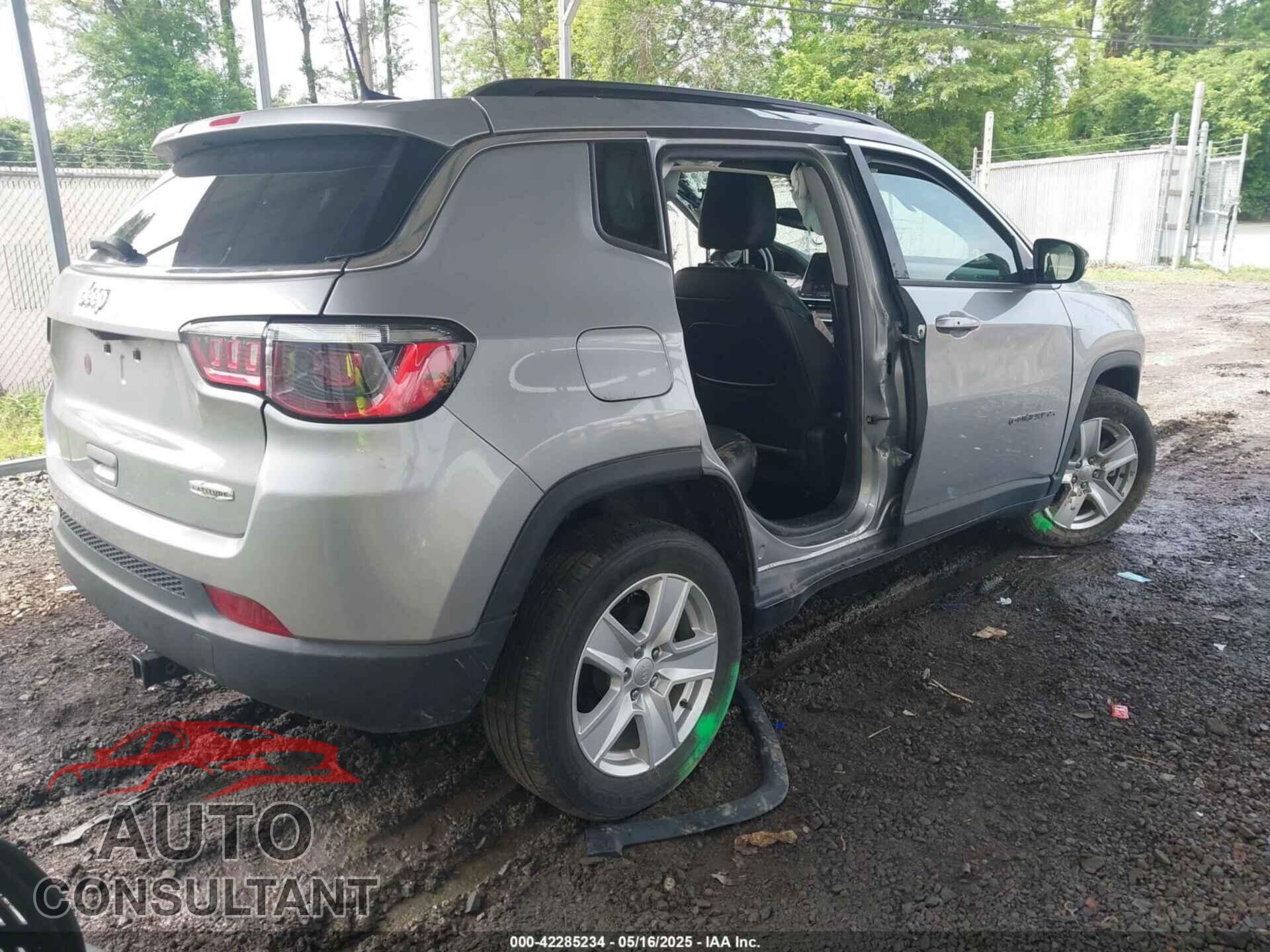 JEEP COMPASS 2022 - 3C4NJCBB0NT140157