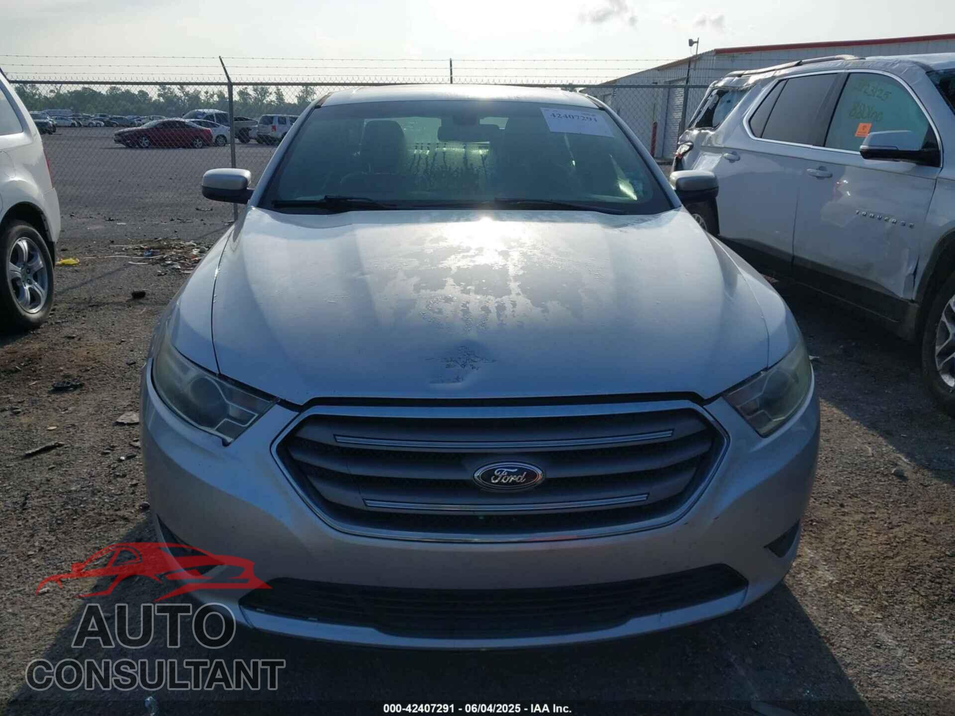 FORD TAURUS 2015 - 1FAHP2E85FG174242