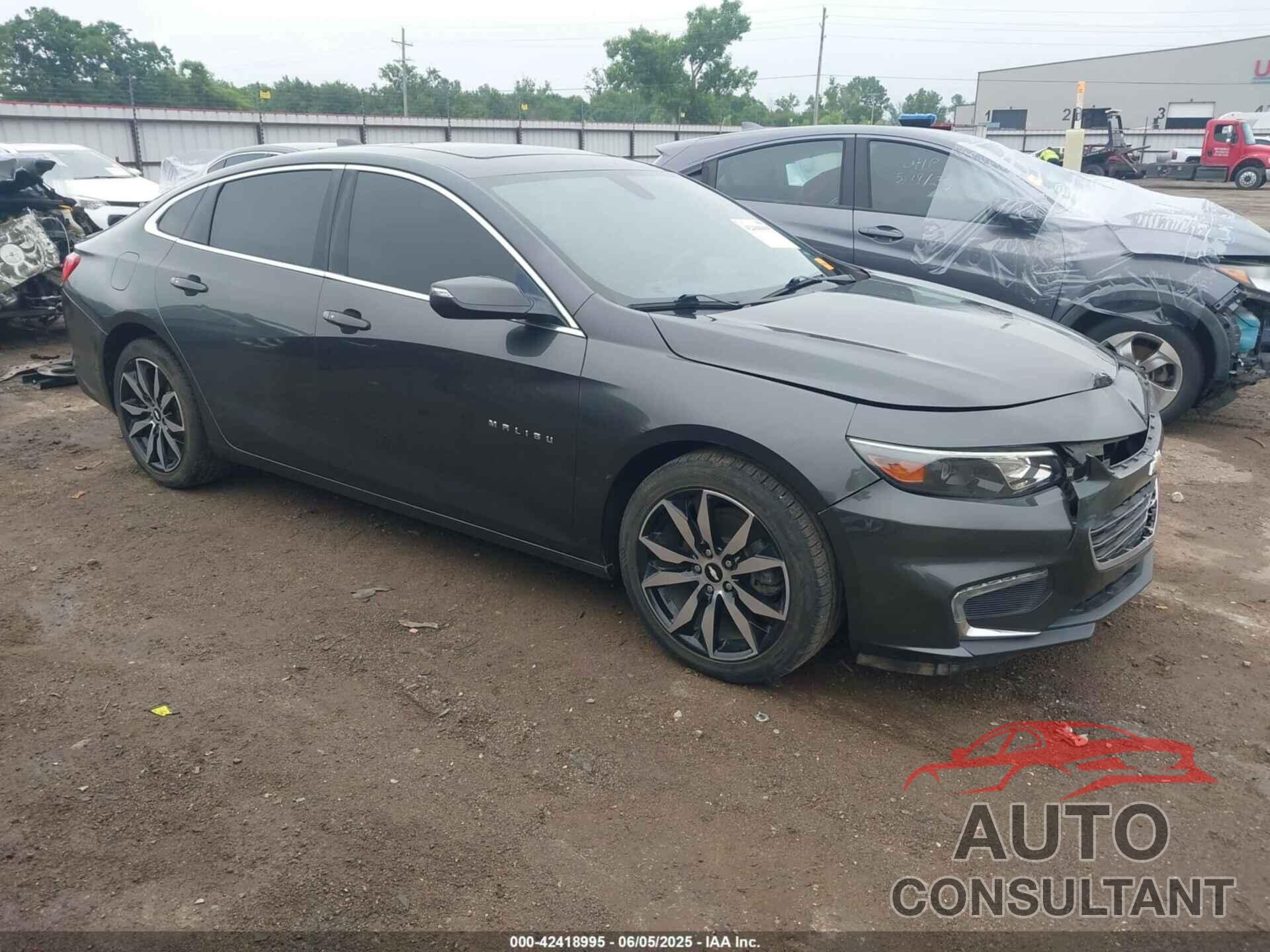 CHEVROLET MALIBU 2016 - 1G1ZE5ST1GF211088