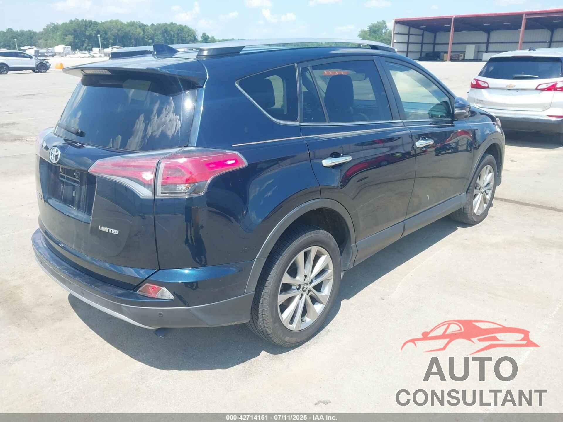 TOYOTA RAV4 2017 - JTMYFREV7HJ109166
