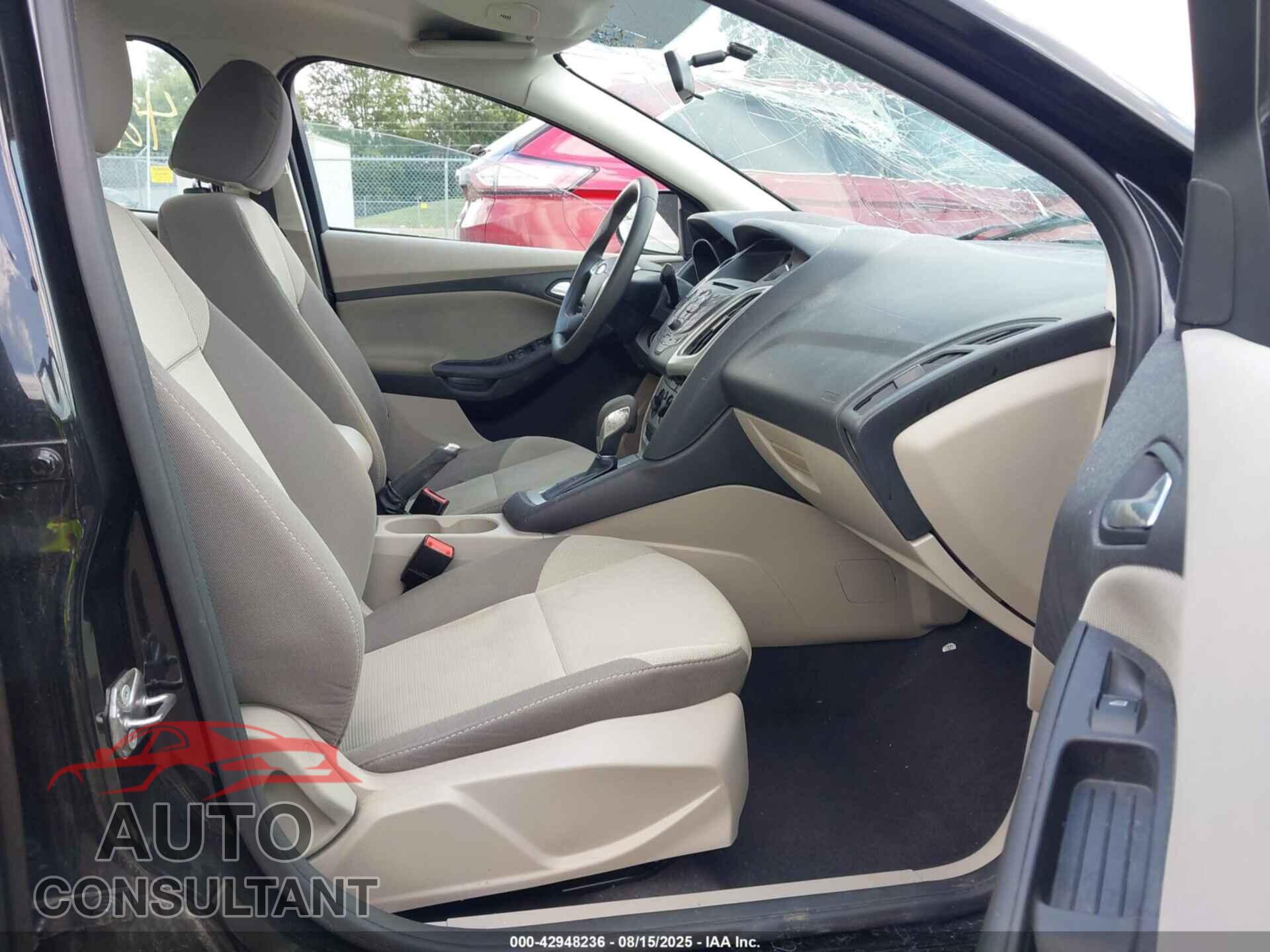 FORD FOCUS 2014 - 1FADP3F26EL411955