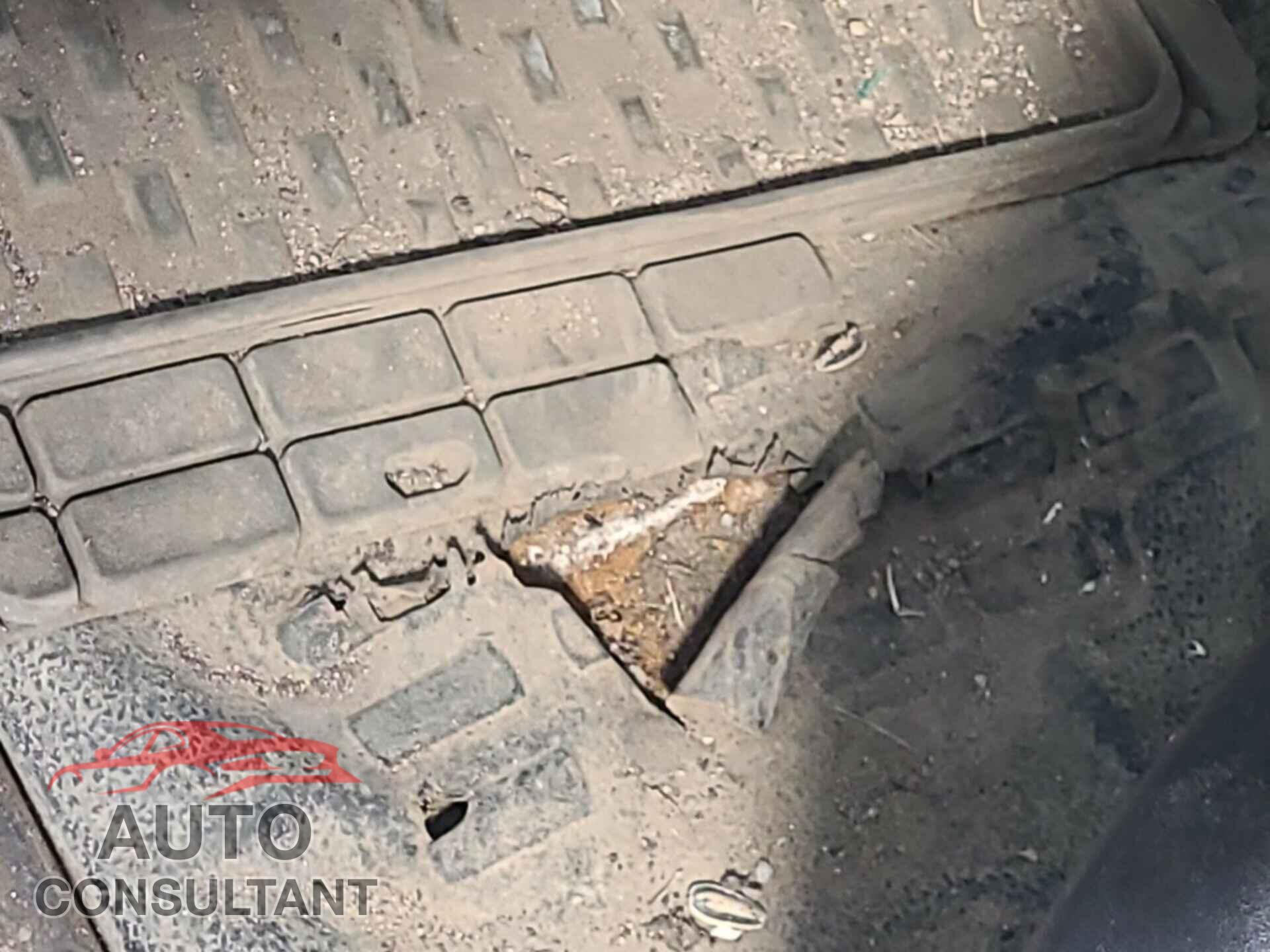 FORD F-350 2011 - 1FT8W3B65BEB77458