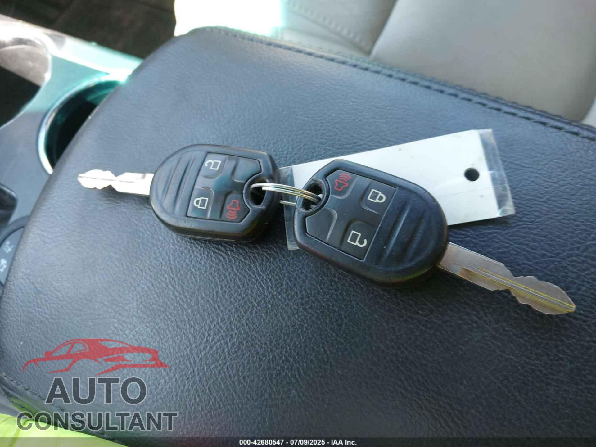 FORD EXPLORER 2011 - 1FMHK8D82BGA47029