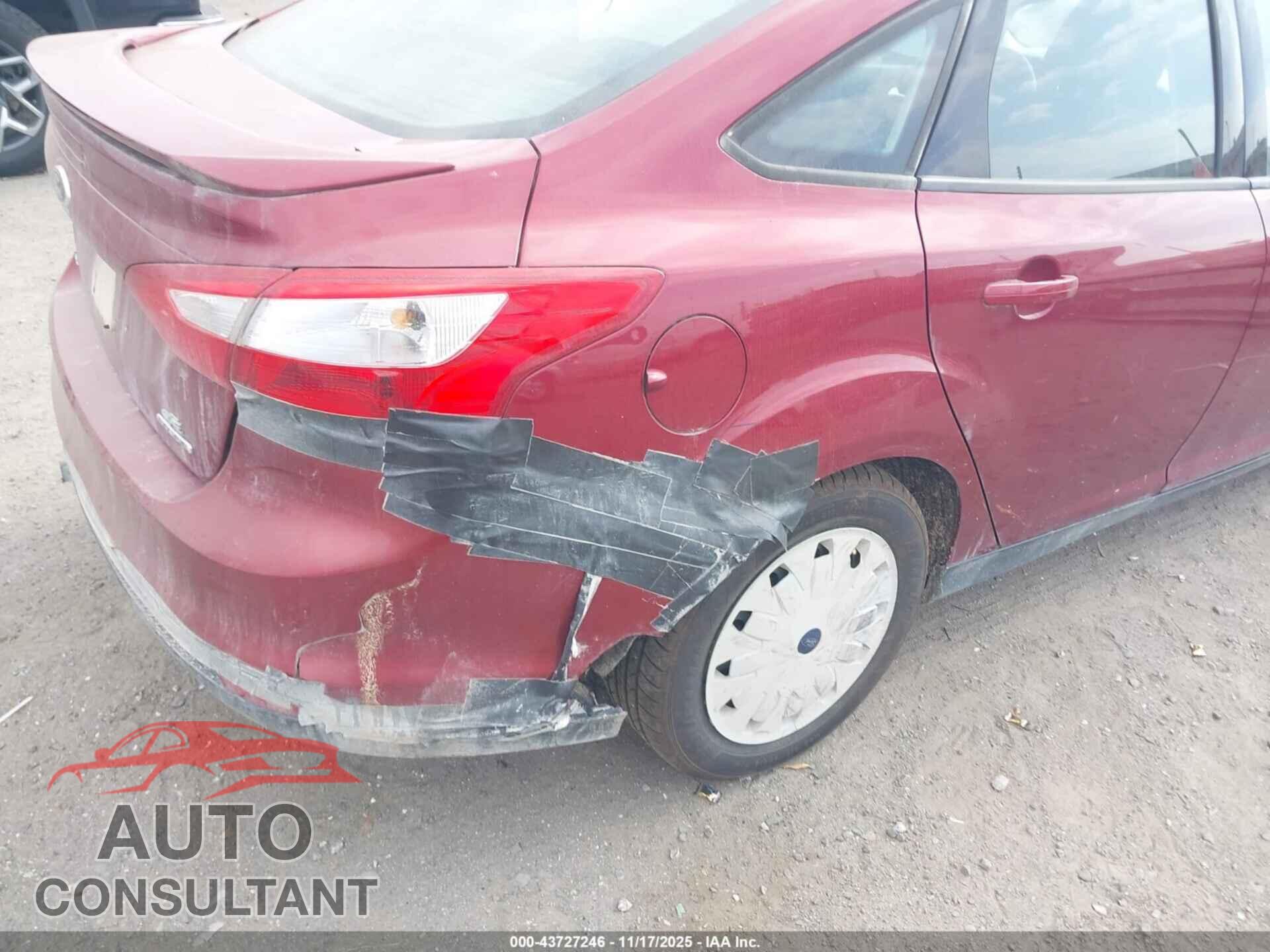 FORD FOCUS 2013 - 1FADP3F24DL174882