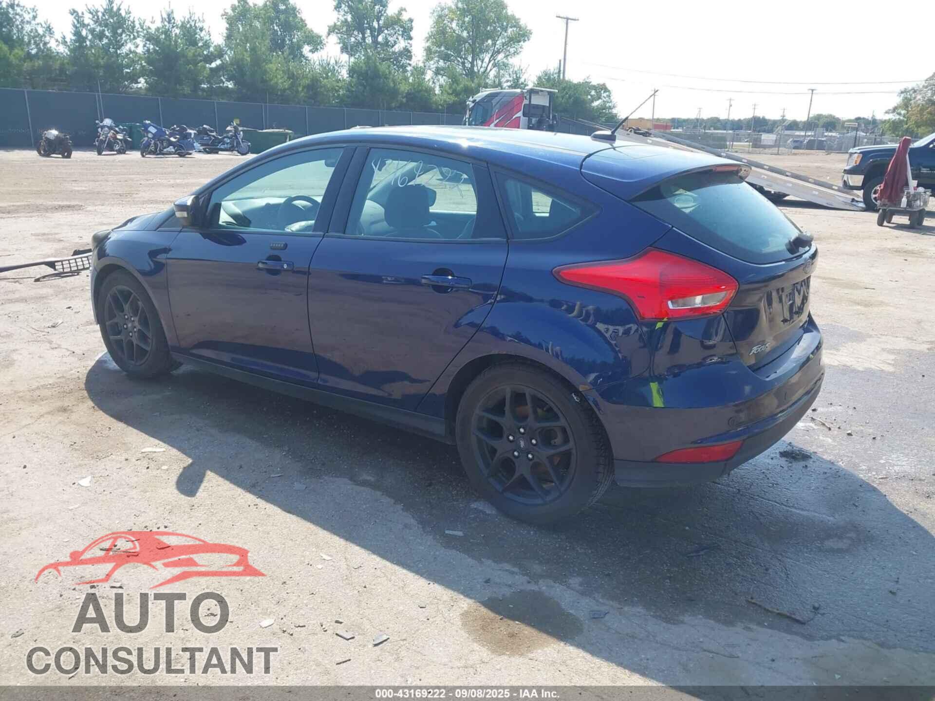 FORD FOCUS 2016 - 1FADP3K25GL398415