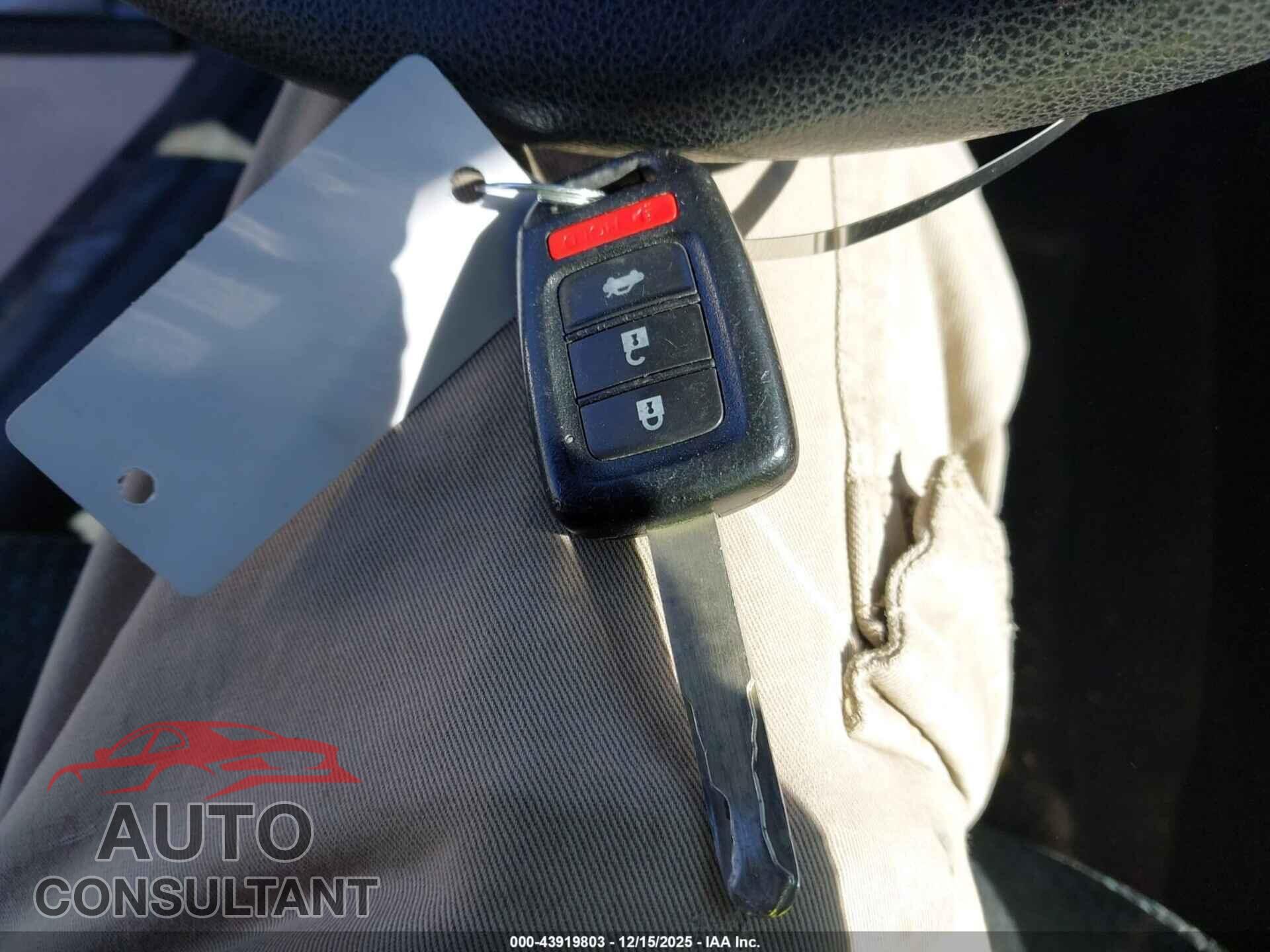 HONDA CIVIC 2015 - 2HGFB2F59FH541069