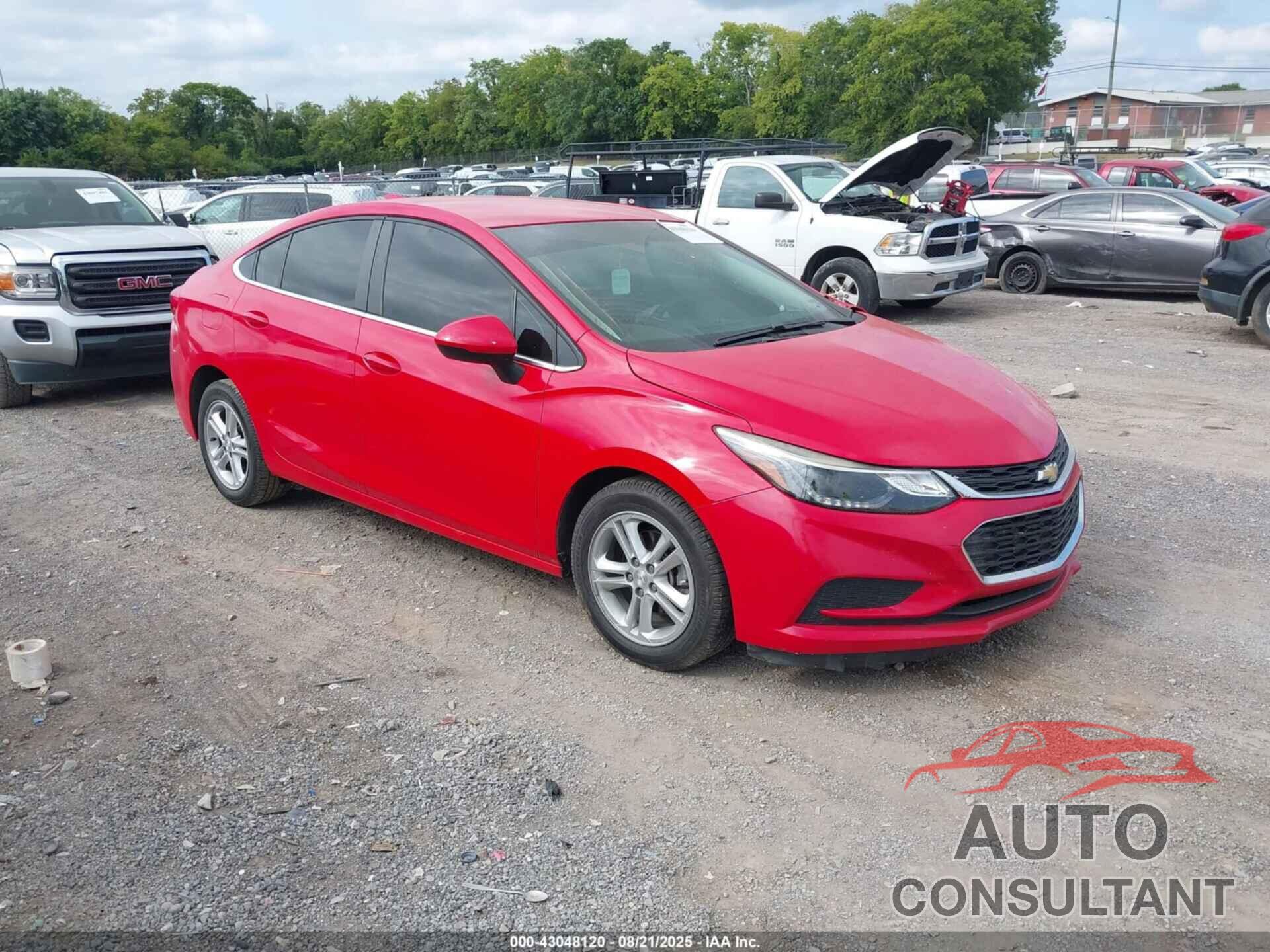 CHEVROLET CRUZE 2018 - 1G1BE5SM5J7223241