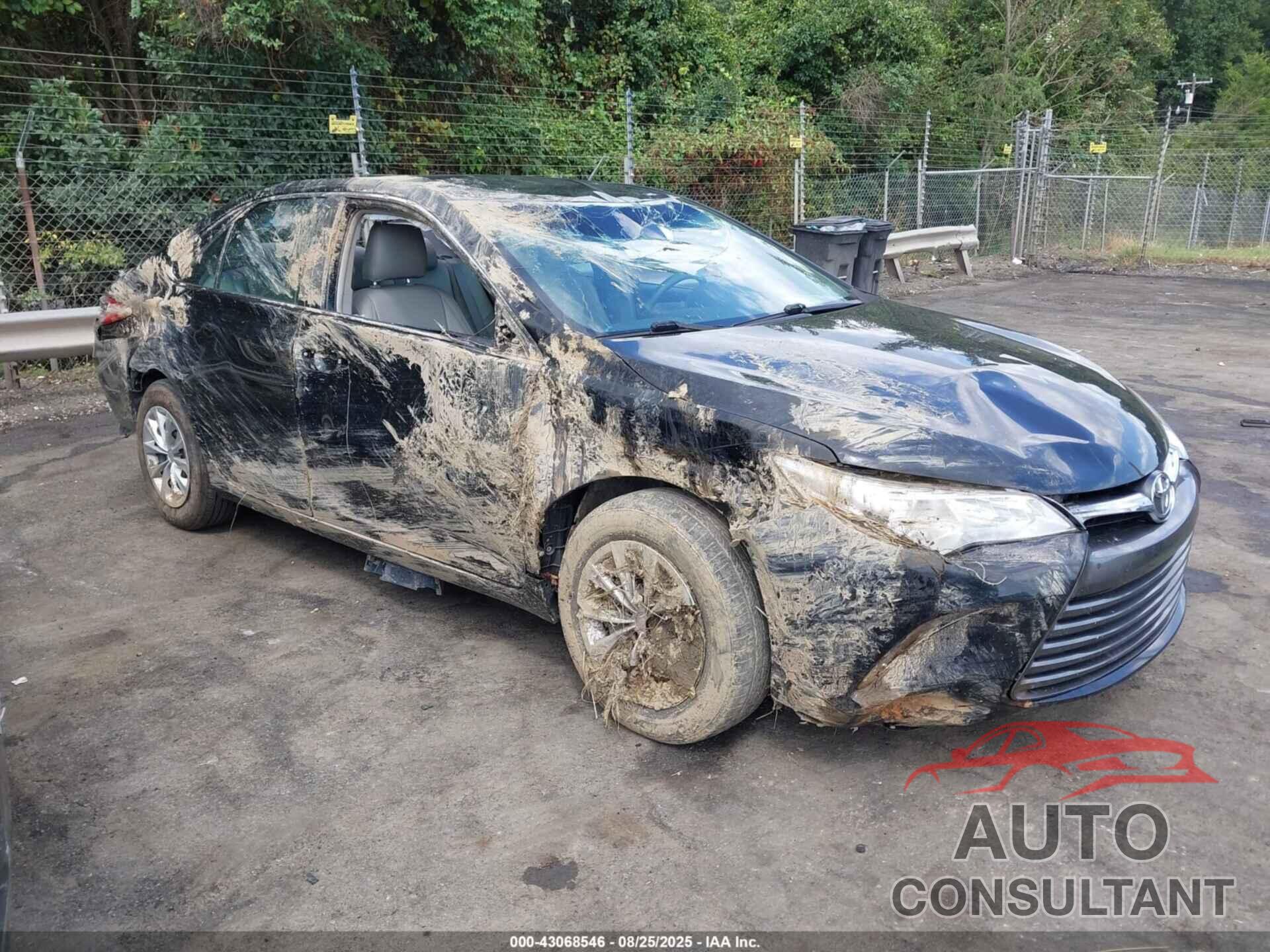 TOYOTA CAMRY 2016 - 4T4BF1FK5GR554466