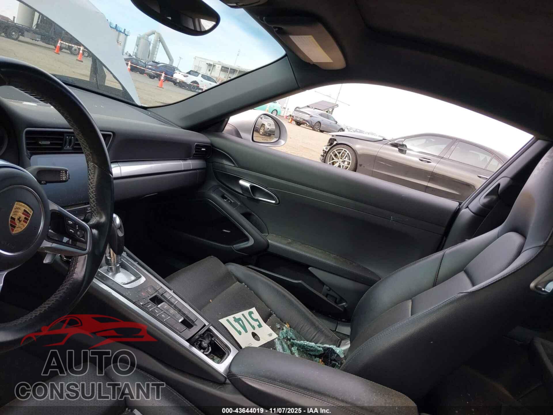 PORSCHE 911 2017 - WP0AA2A97HS106276