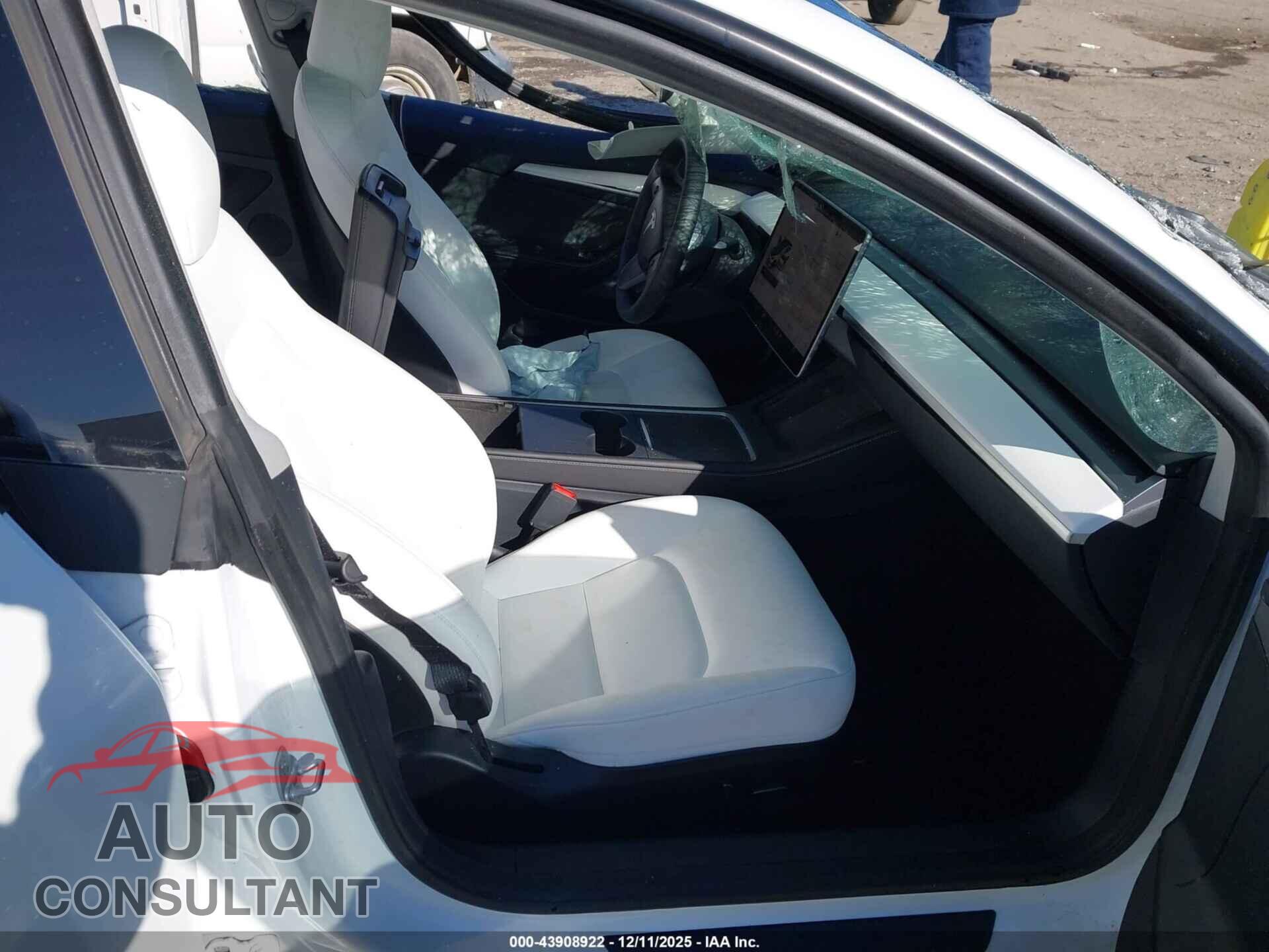 TESLA MODEL 3 2023 - 5YJ3E1EA2PF603744