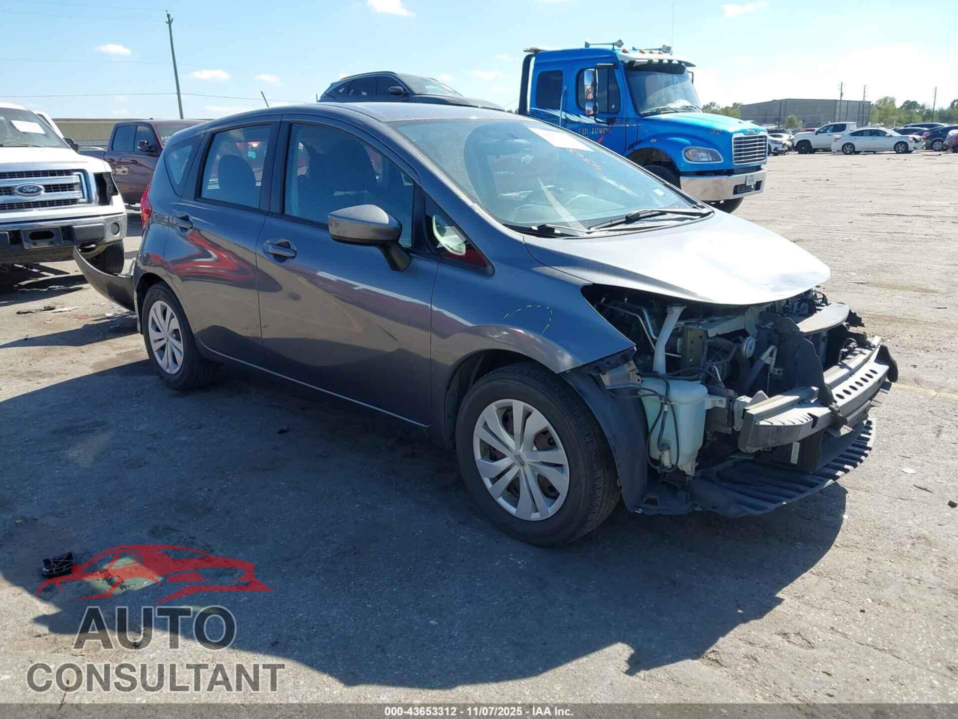 NISSAN VERSA NOTE 2017 - 3N1CE2CP8HL377552