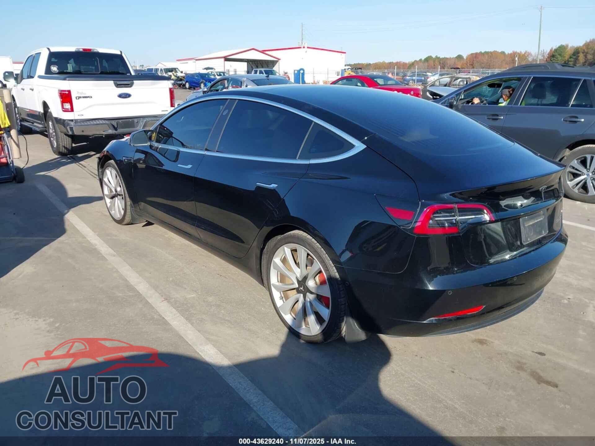 TESLA MODEL 3 2019 - 5YJ3E1EB8KF413691
