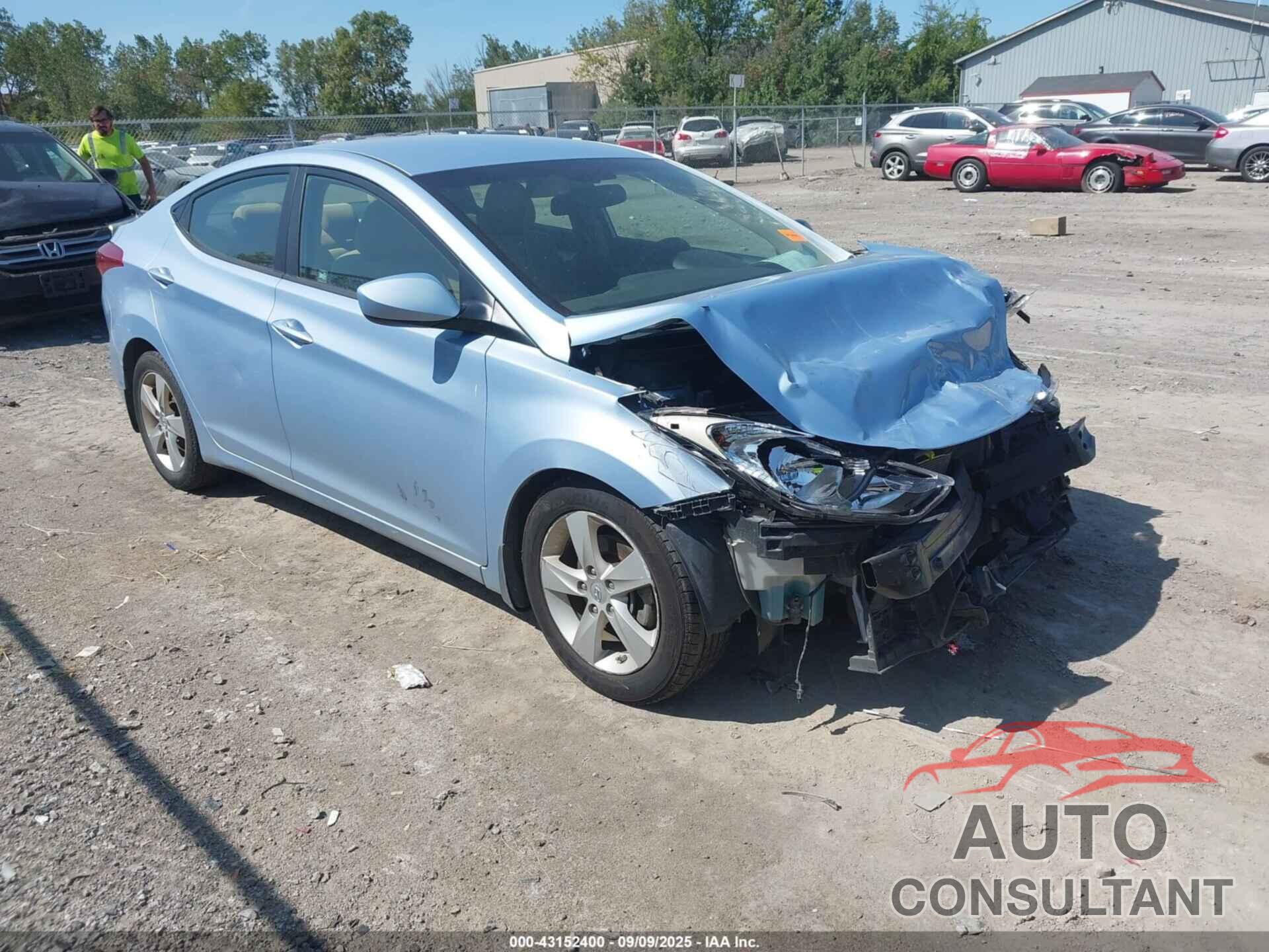 HYUNDAI ELANTRA 2013 - KMHDH4AE7DU491513