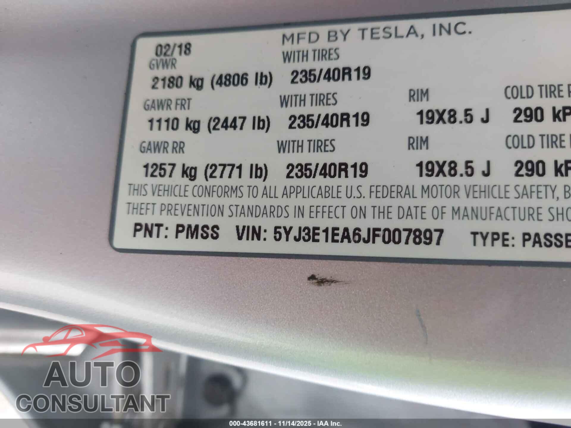 TESLA MODEL 3 2018 - 5YJ3E1EA6JF007897