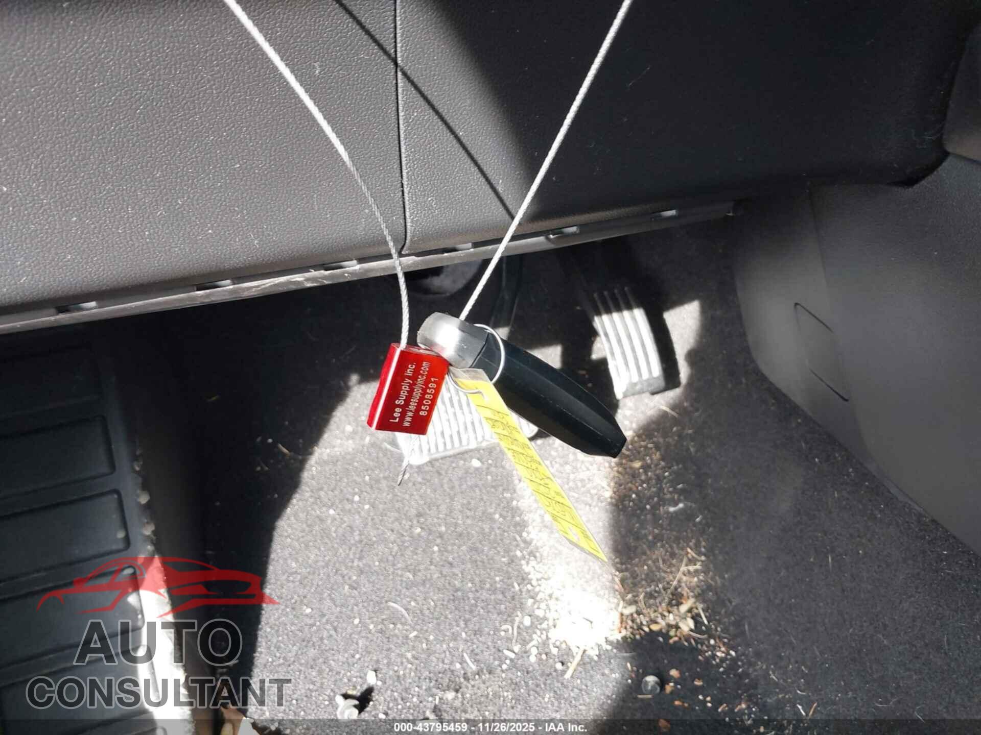 FORD ESCAPE 2020 - 1FMCU0H62LUA83806