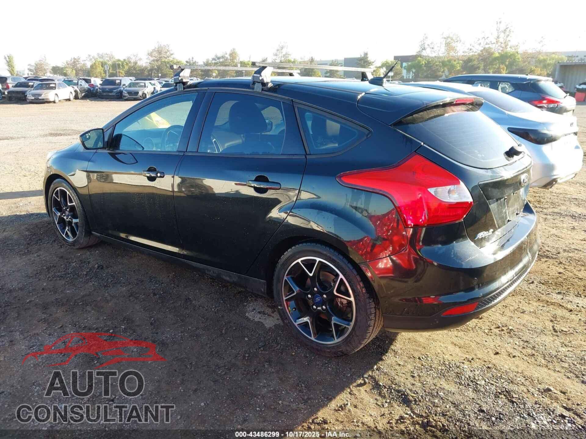 FORD FOCUS 2014 - 1FADP3K21EL300171