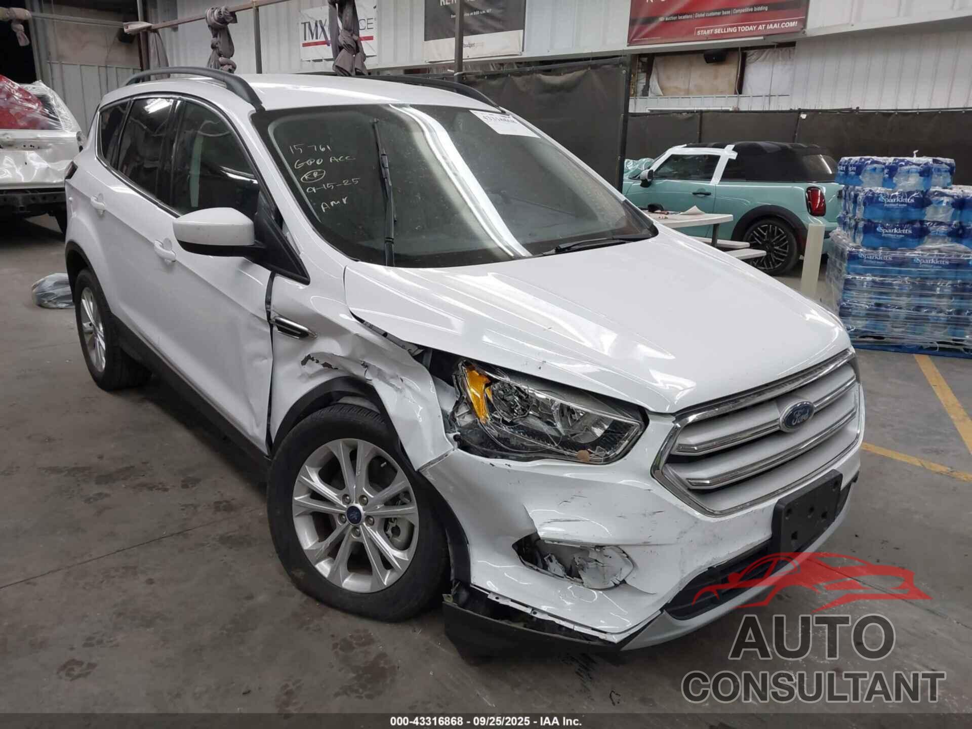 FORD ESCAPE 2018 - 1FMCU9GD1JUB41891