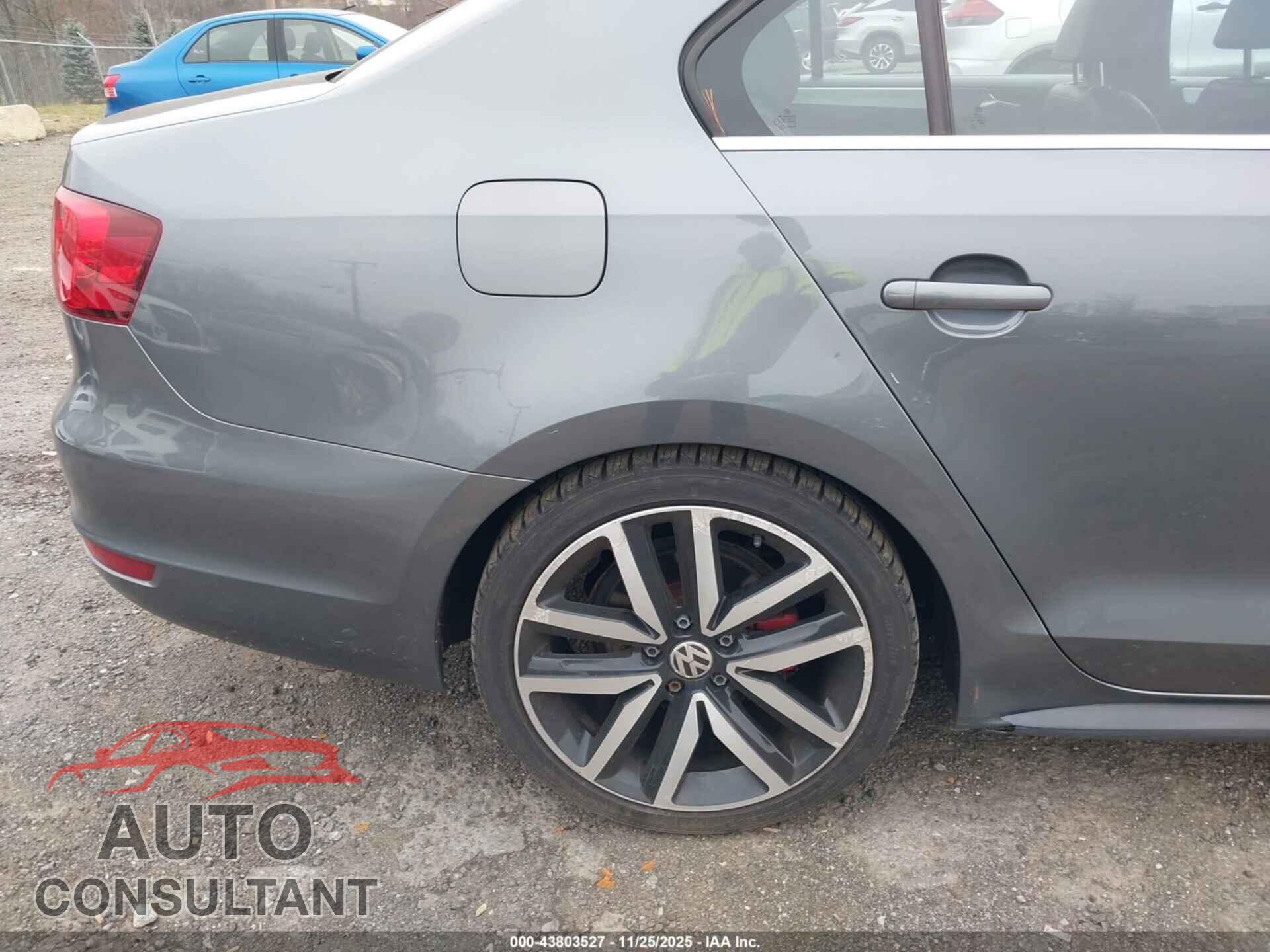 VOLKSWAGEN JETTA 2012 - 3VW4A7AJ4CM019177