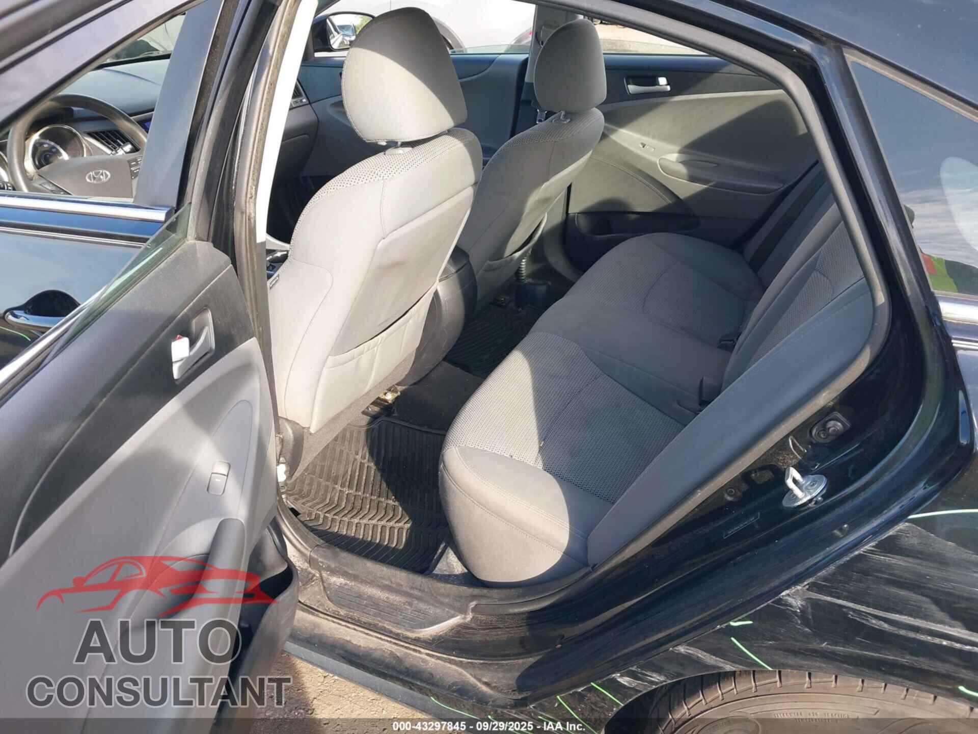 HYUNDAI SONATA 2012 - 5NPEB4AC8CH423366