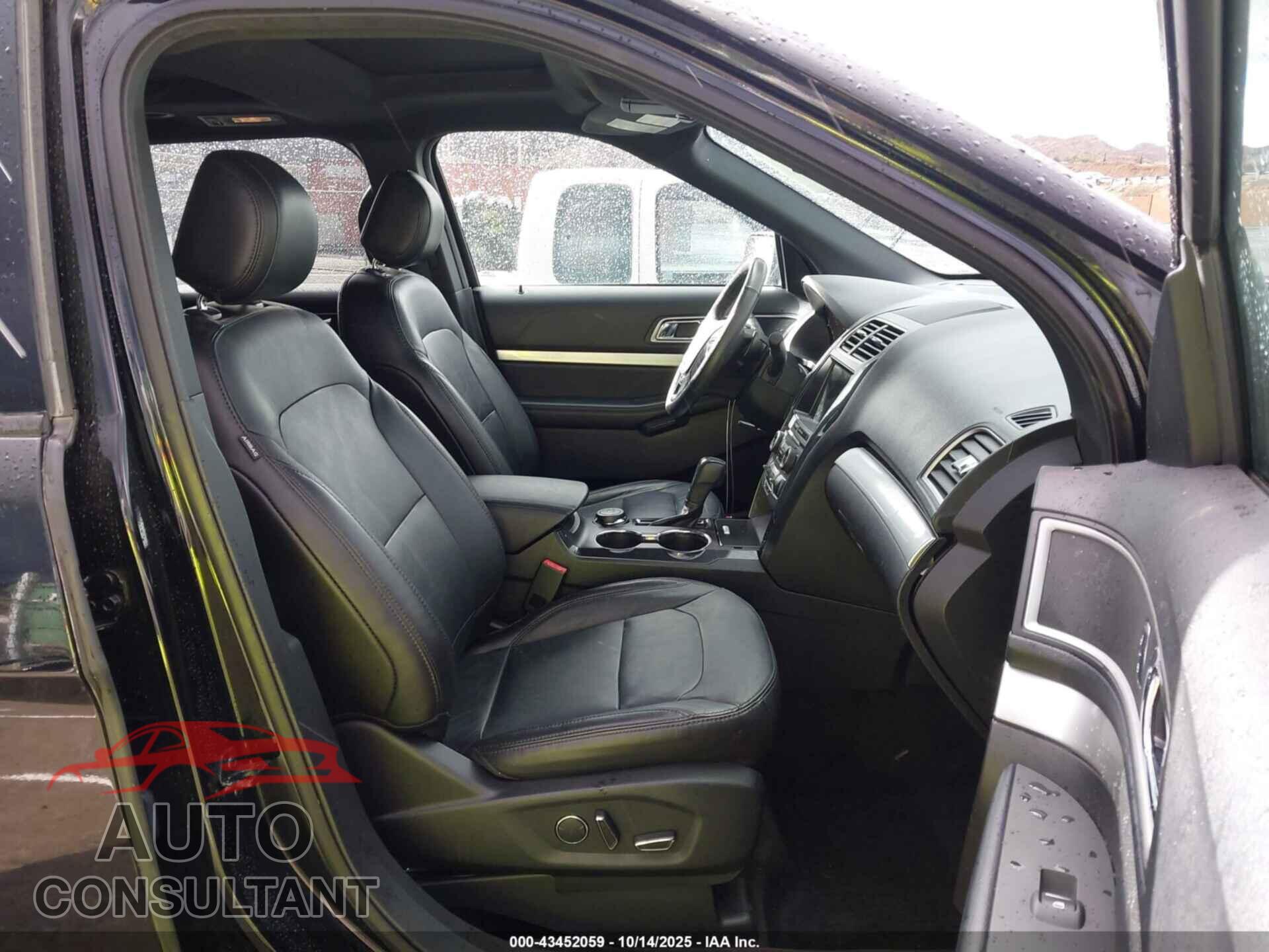 FORD EXPLORER 2017 - 1FM5K8D80HGD74363
