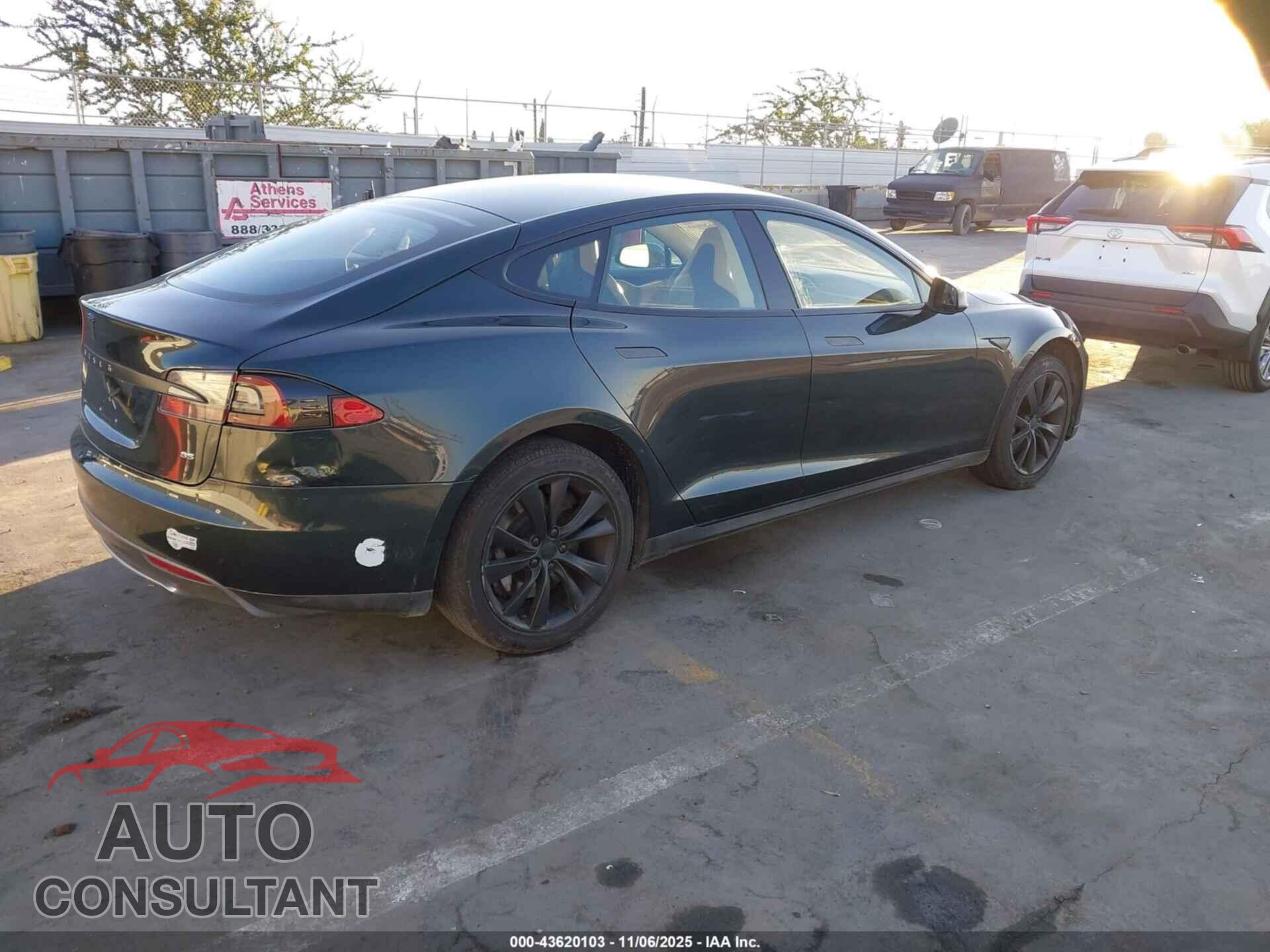 TESLA MODEL S 2014 - 5YJSA1H17EFP32496