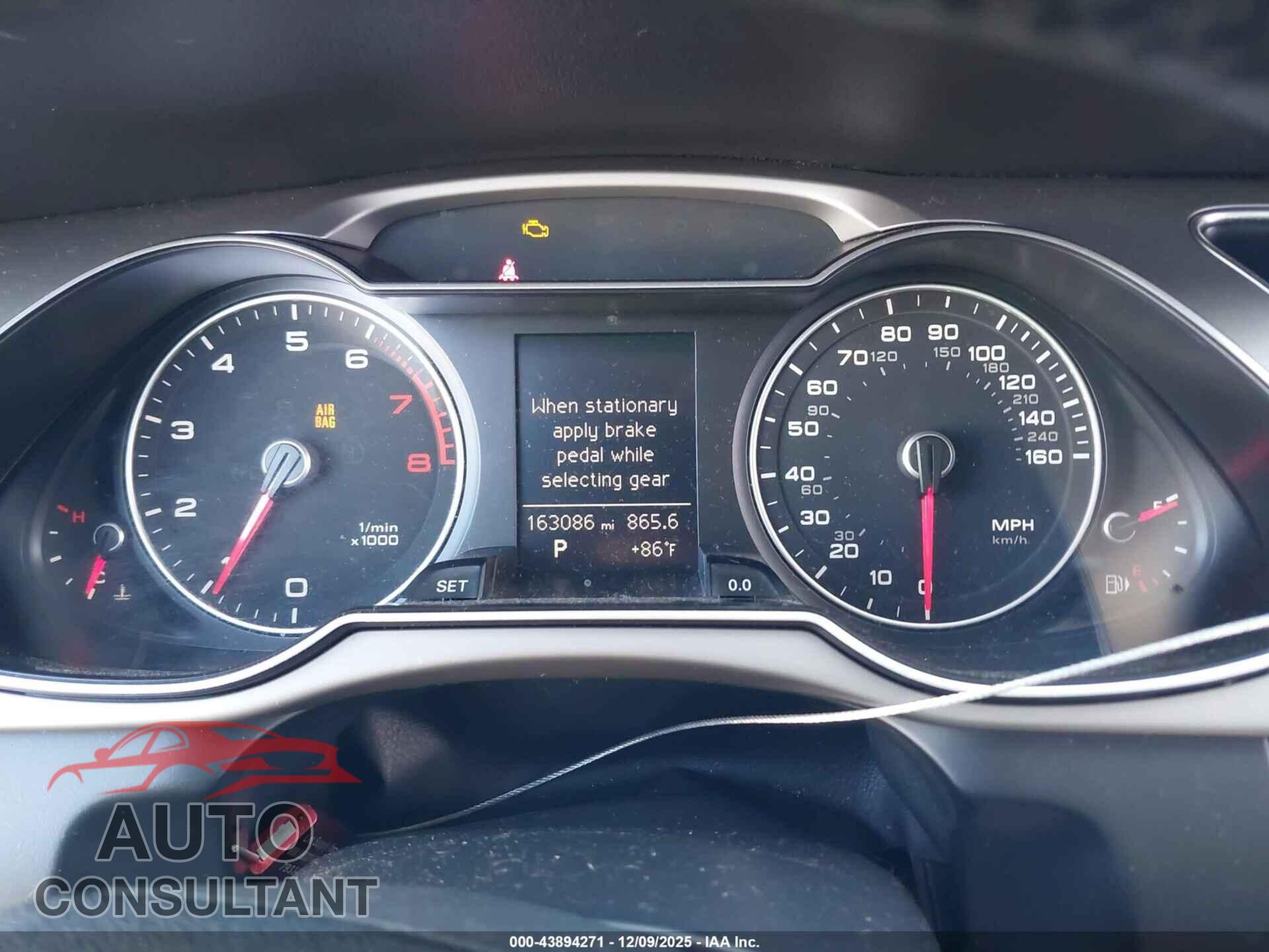 AUDI A4 2013 - WAUBFAFL3DN013135