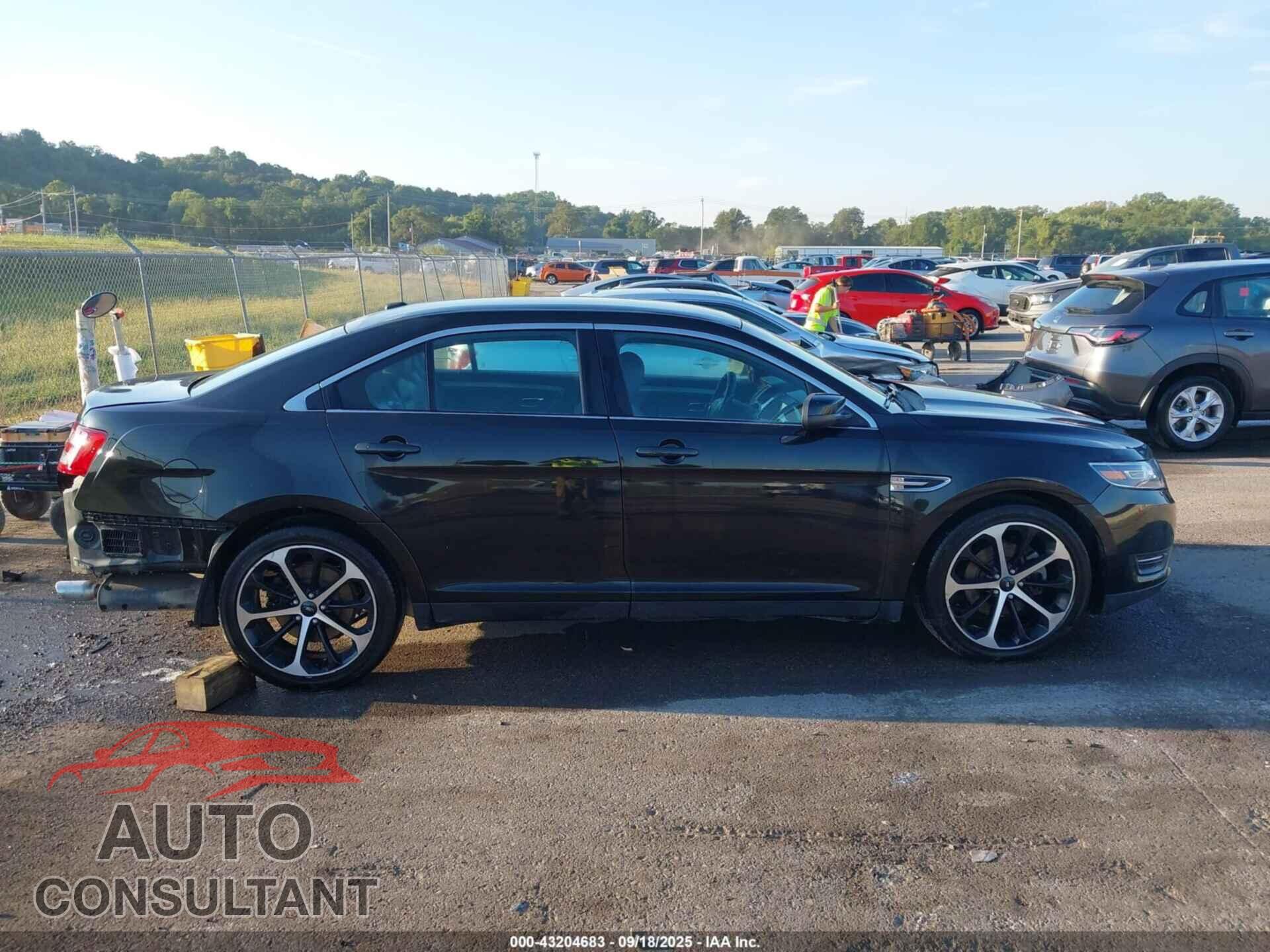FORD TAURUS 2014 - 1FAHP2E80EG186961