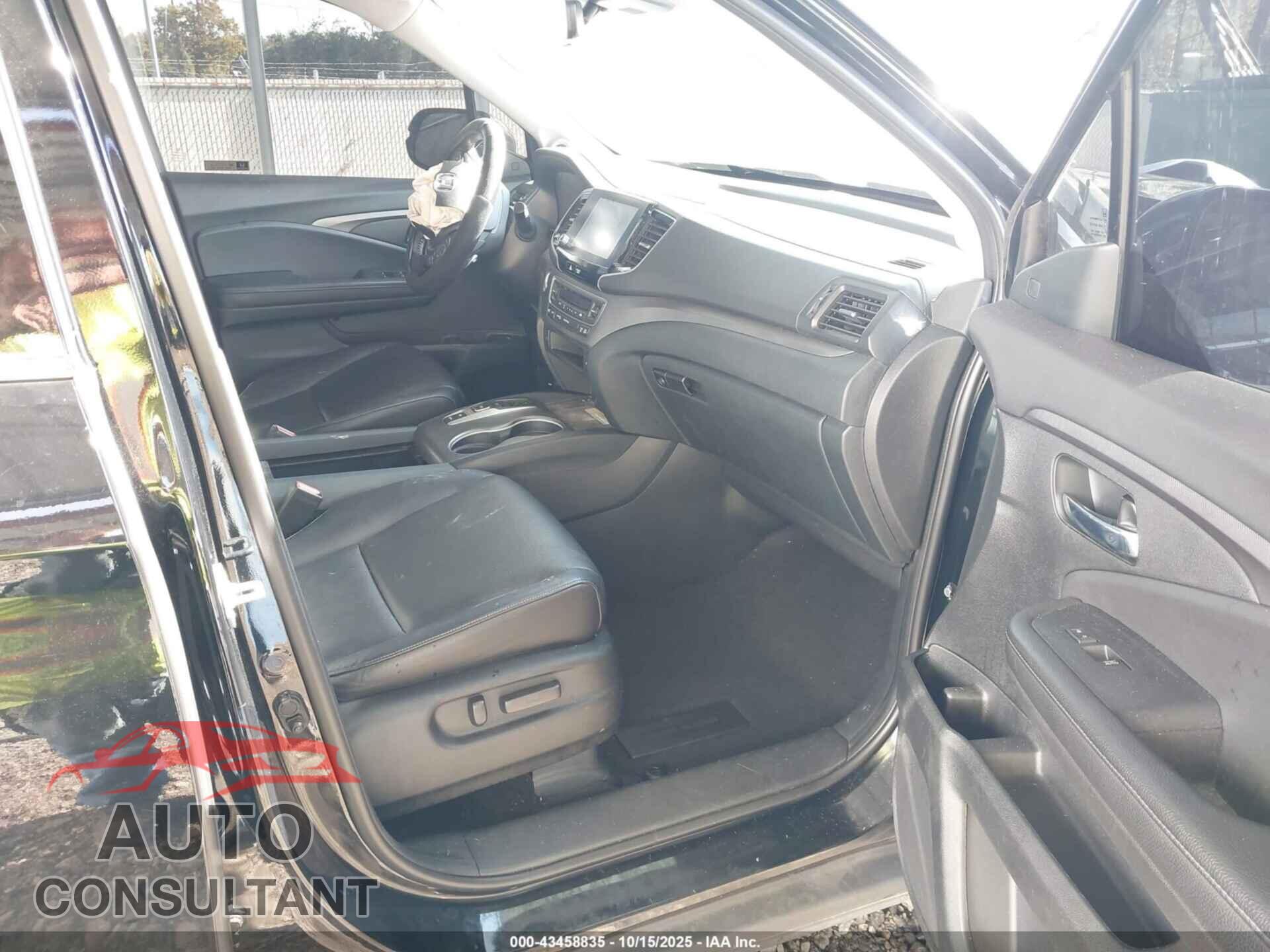 HONDA RIDGELINE 2023 - 5FPYK3F7XPB052791