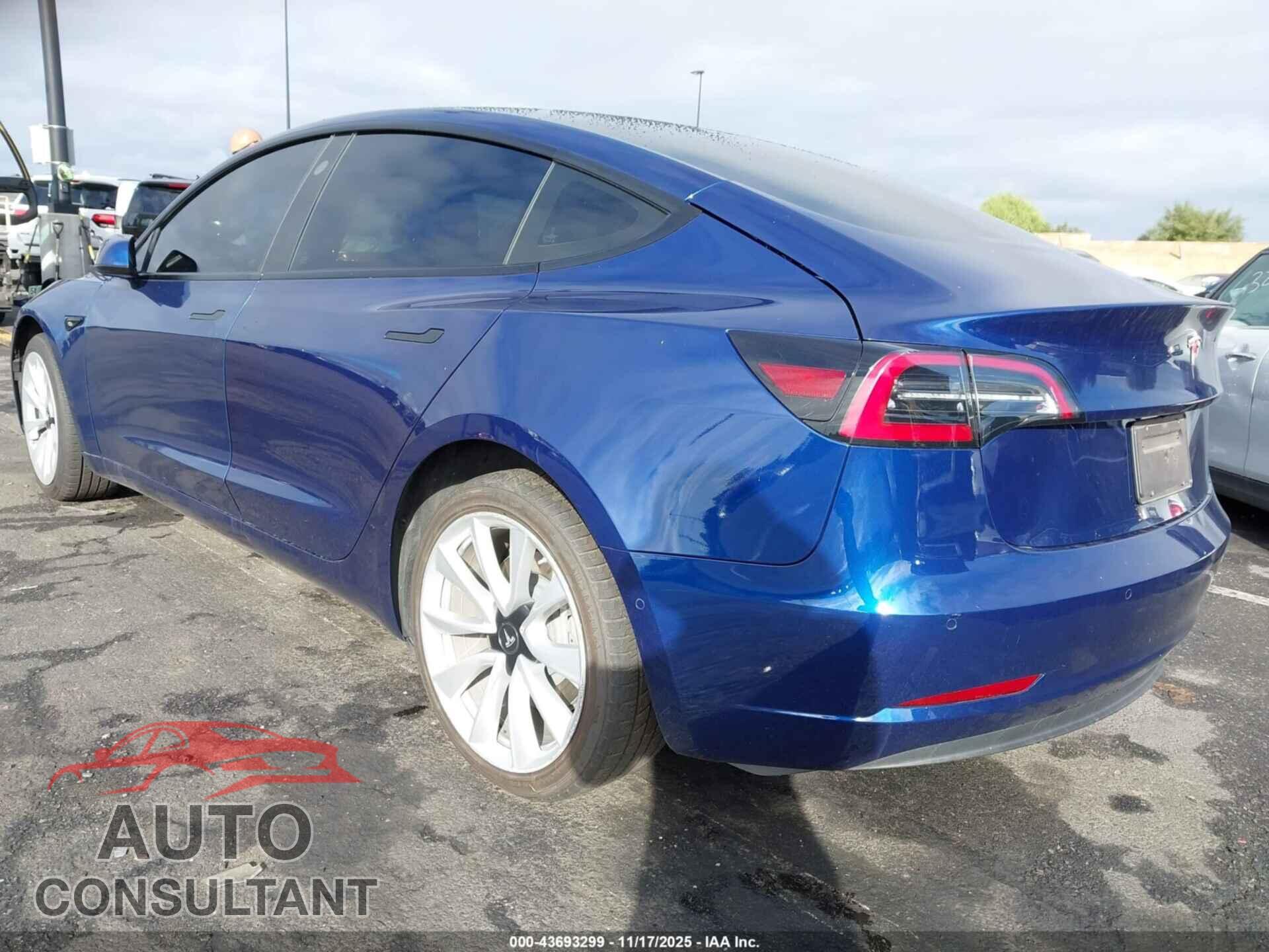 TESLA MODEL 3 2022 - 5YJ3E1EA6NF289898