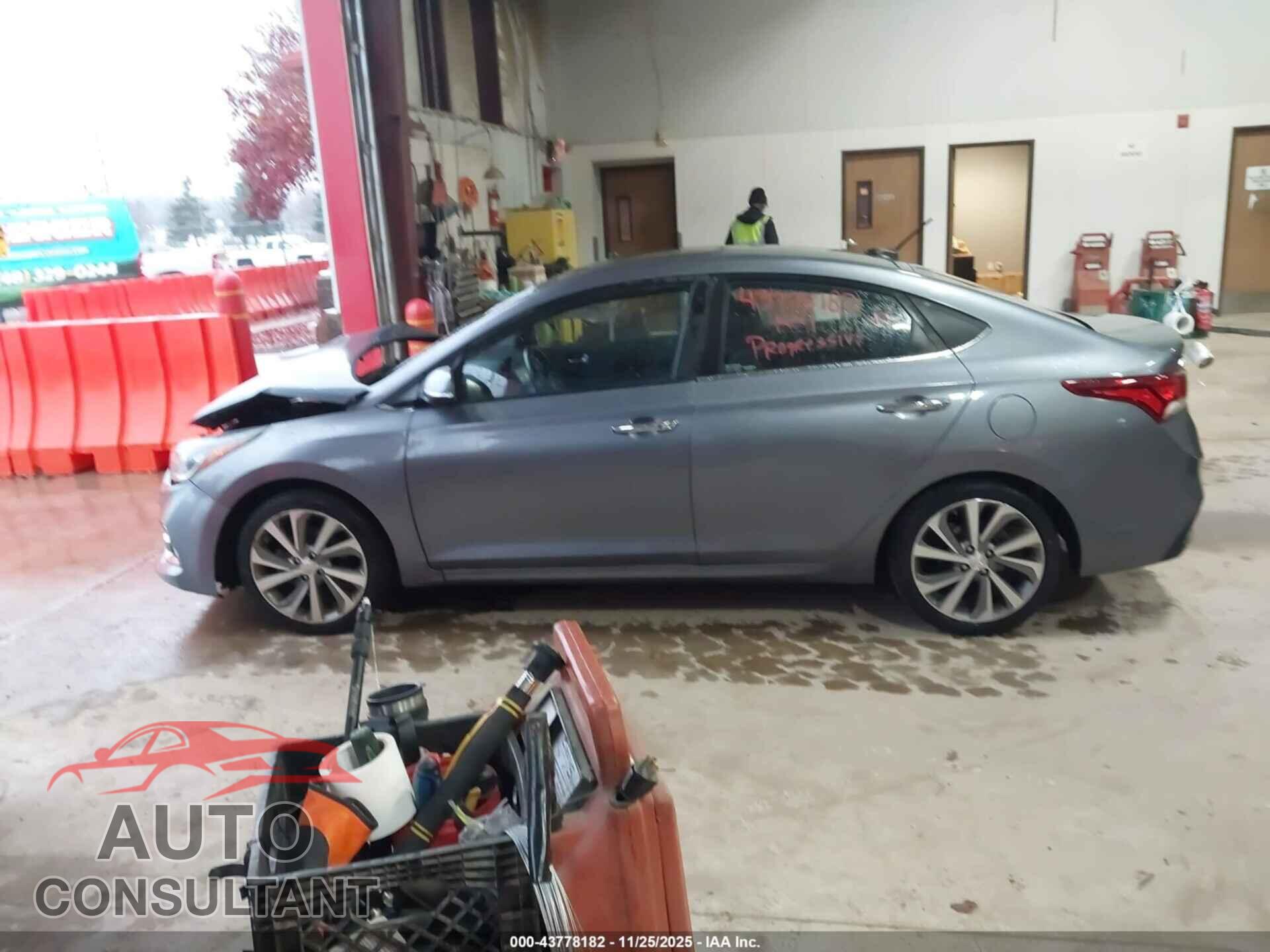 HYUNDAI ACCENT 2019 - 3KPC34A3XKE059362