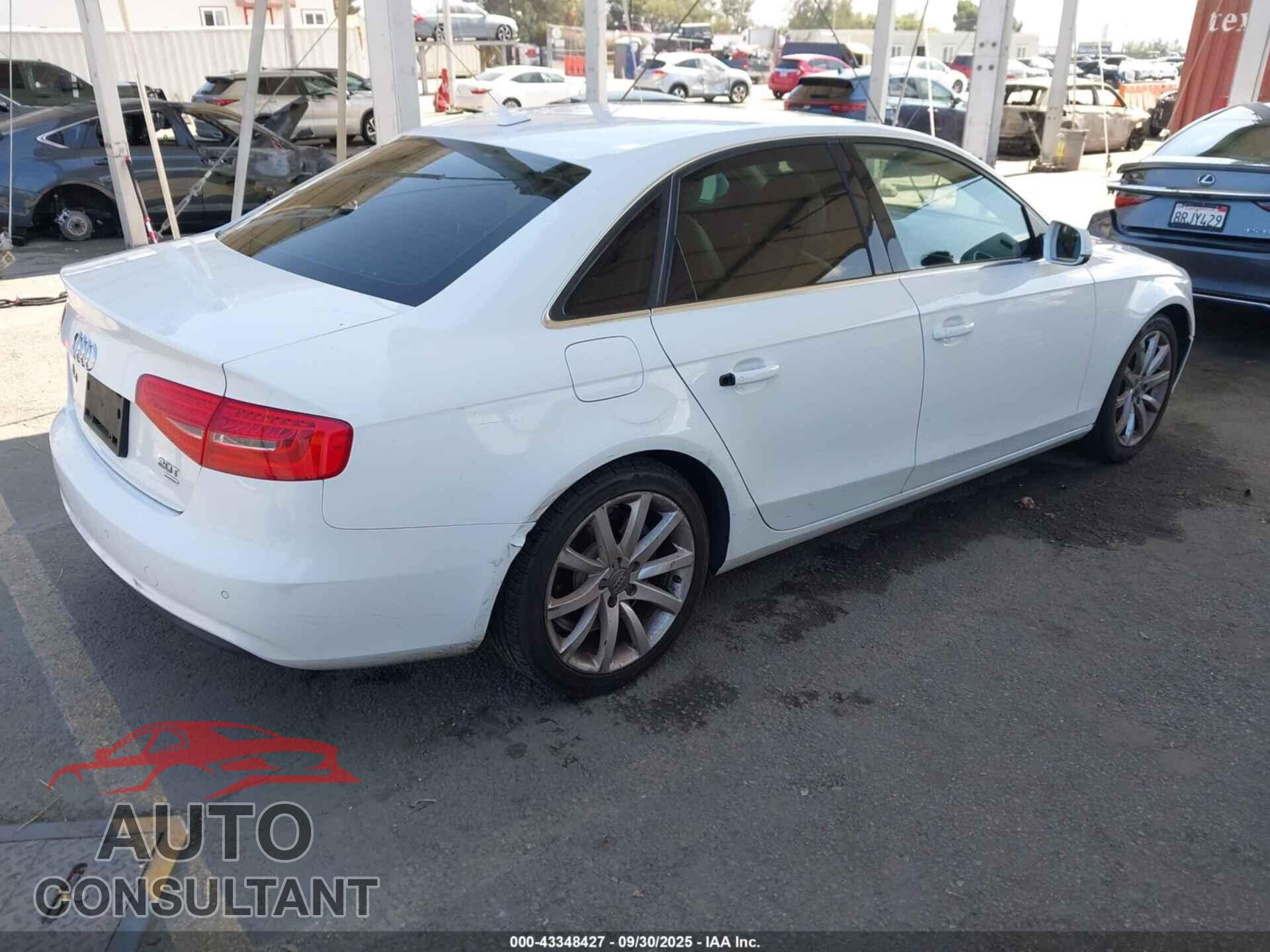 AUDI A4 2013 - WAUFFAFL9DN043645