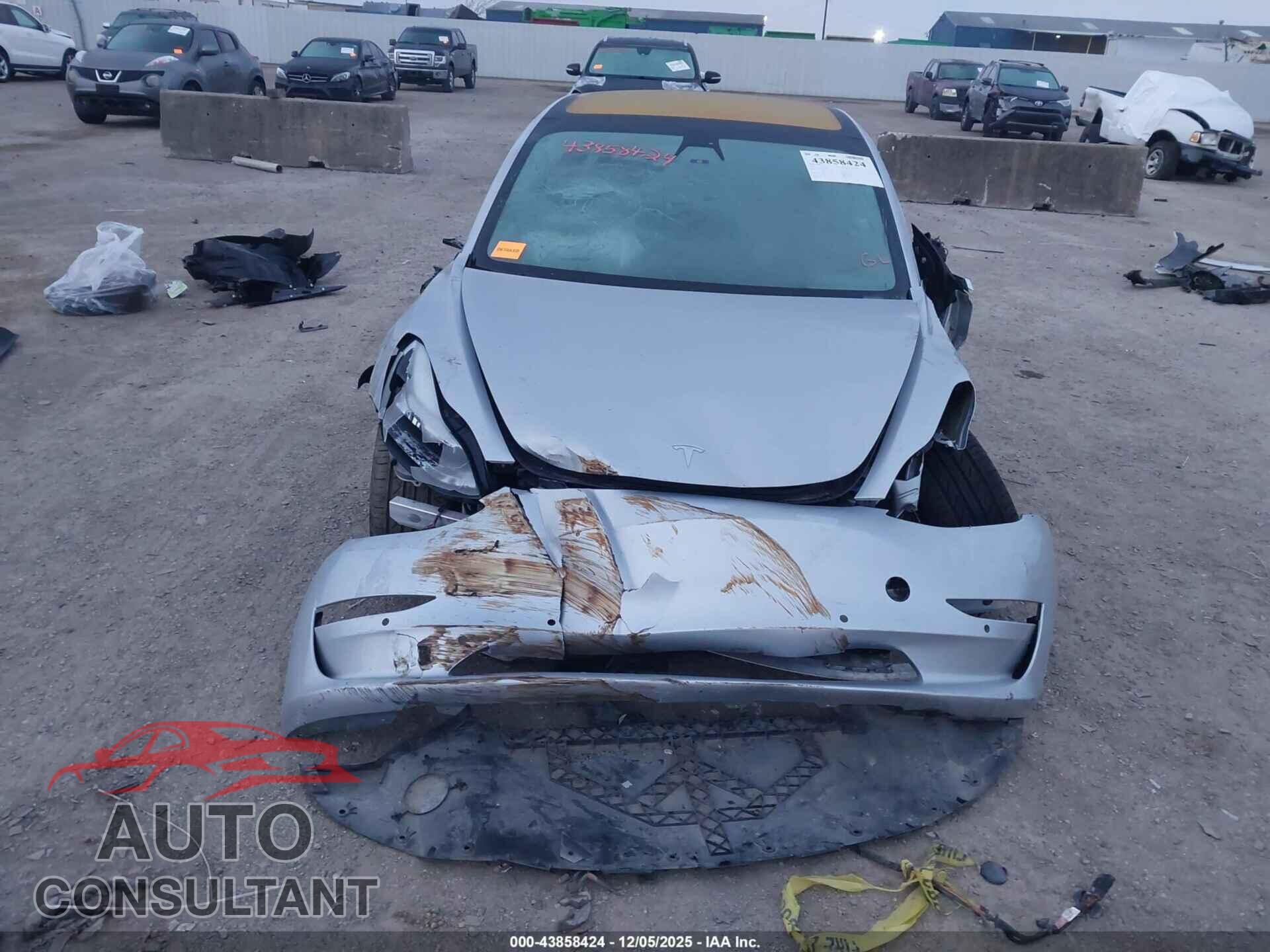 TESLA MODEL 3 2018 - 5YJ3E1EBXJF089934