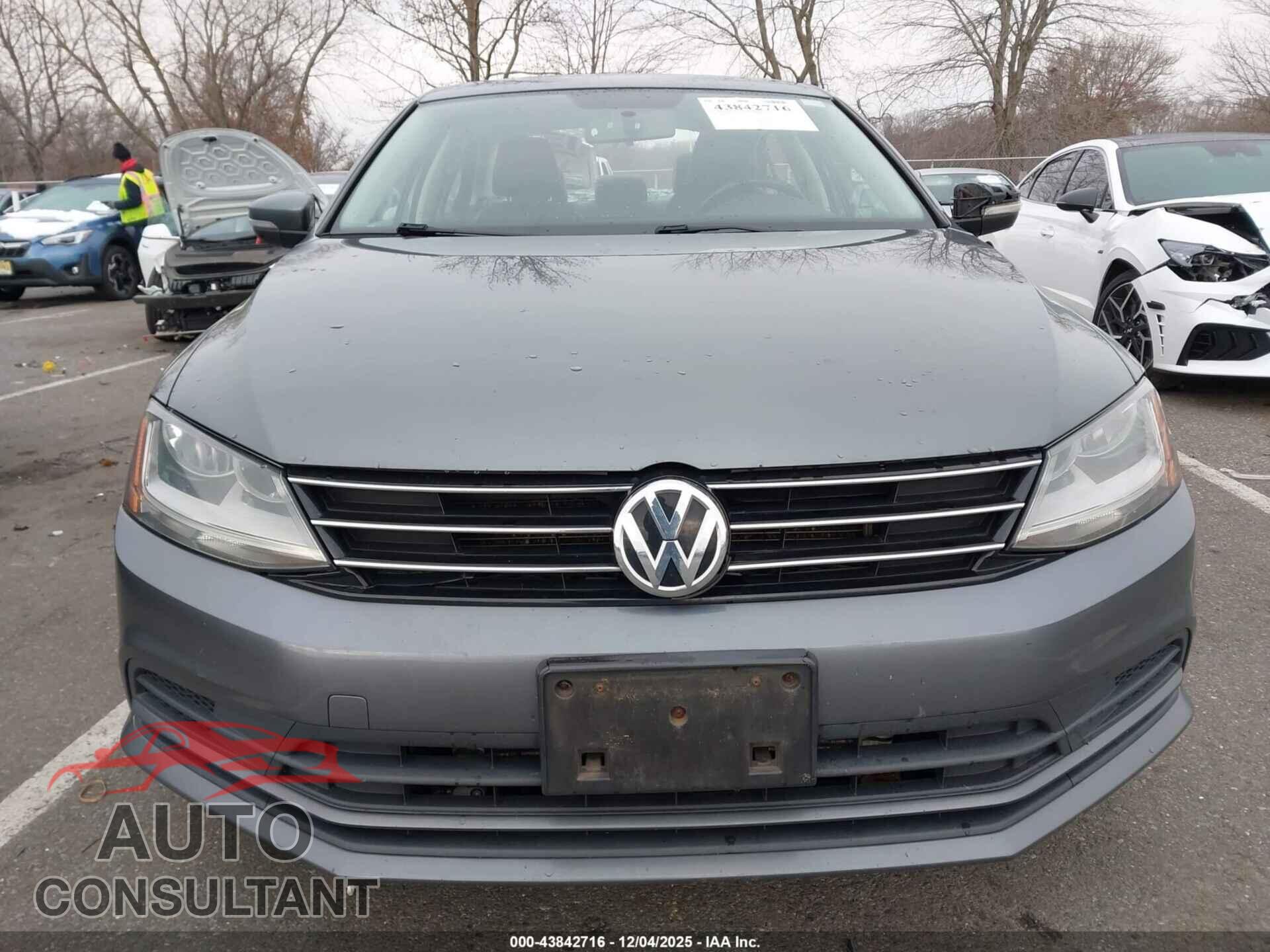 VOLKSWAGEN JETTA 2017 - 3VWDB7AJ5HM404672