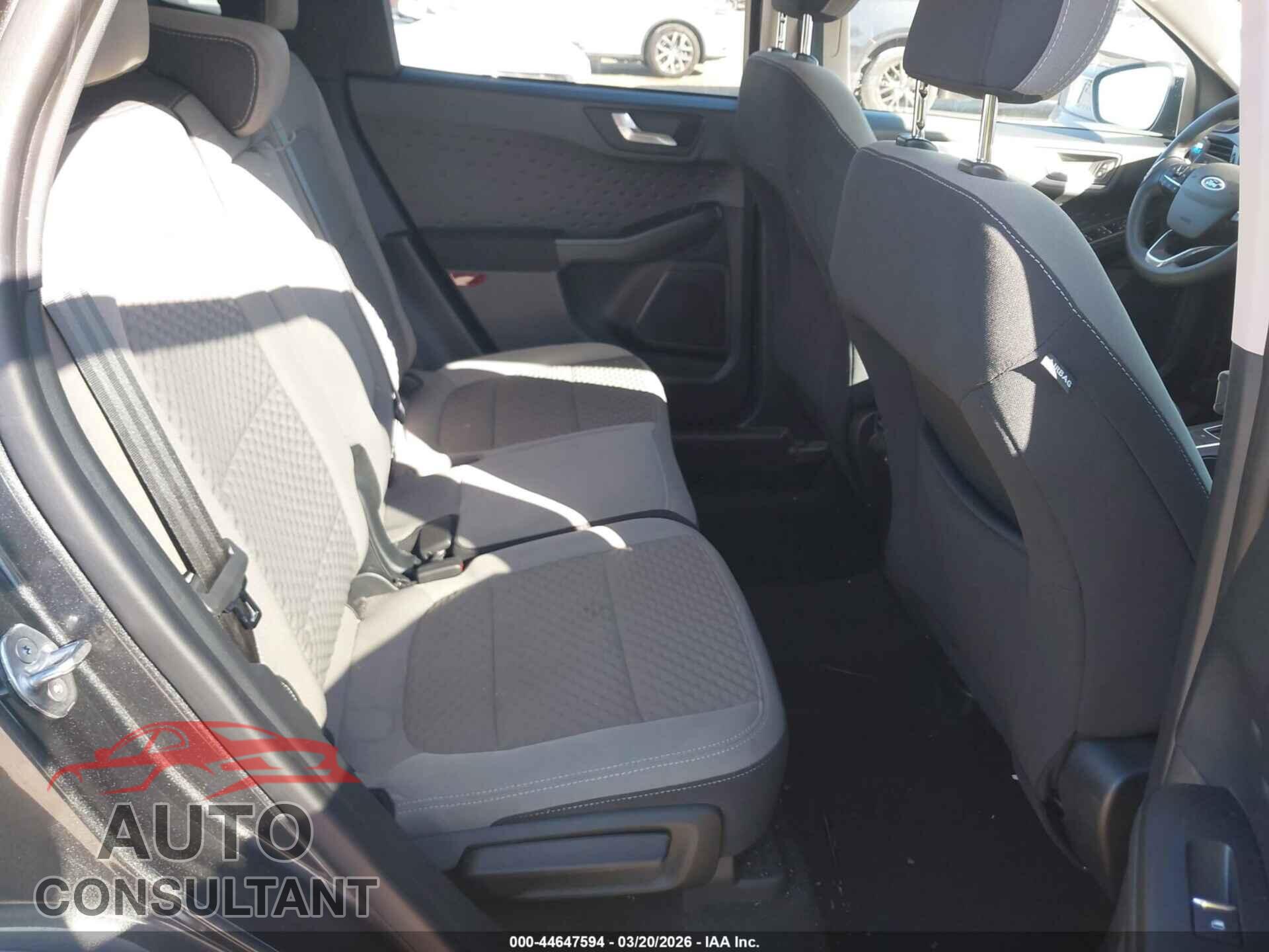 FORD ESCAPE 2020 - 1FMCU0G63LUA06640