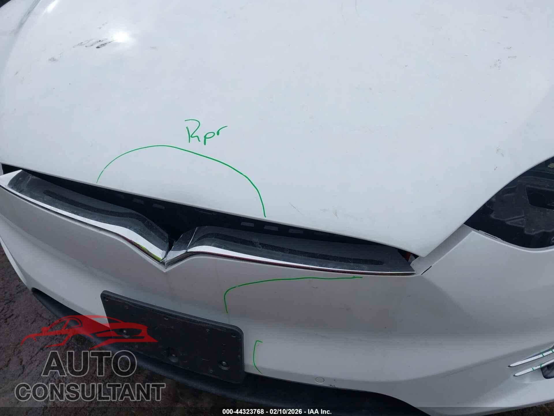 TESLA MODEL X 2017 - 5YJXCBE21HF057705