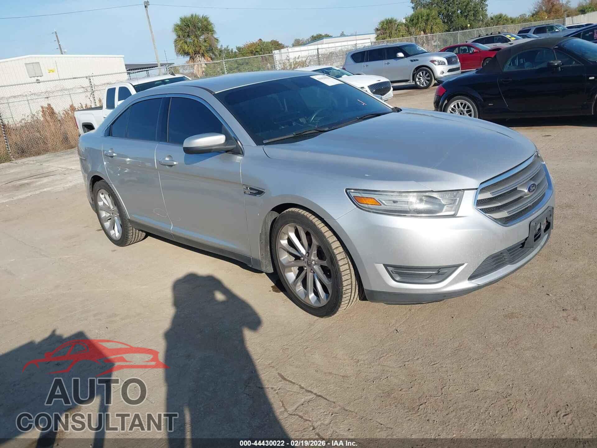 FORD TAURUS 2013 - 1FAHP2E85DG188736
