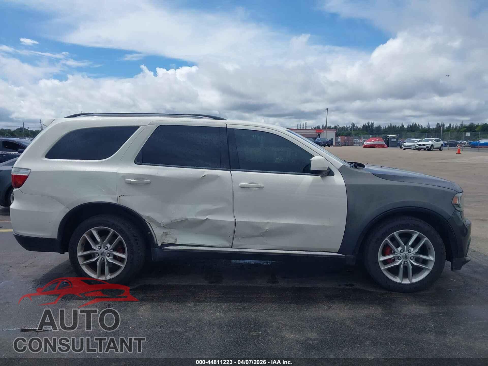 DODGE DURANGO 2011 - 1D4RD2GG6BC623718