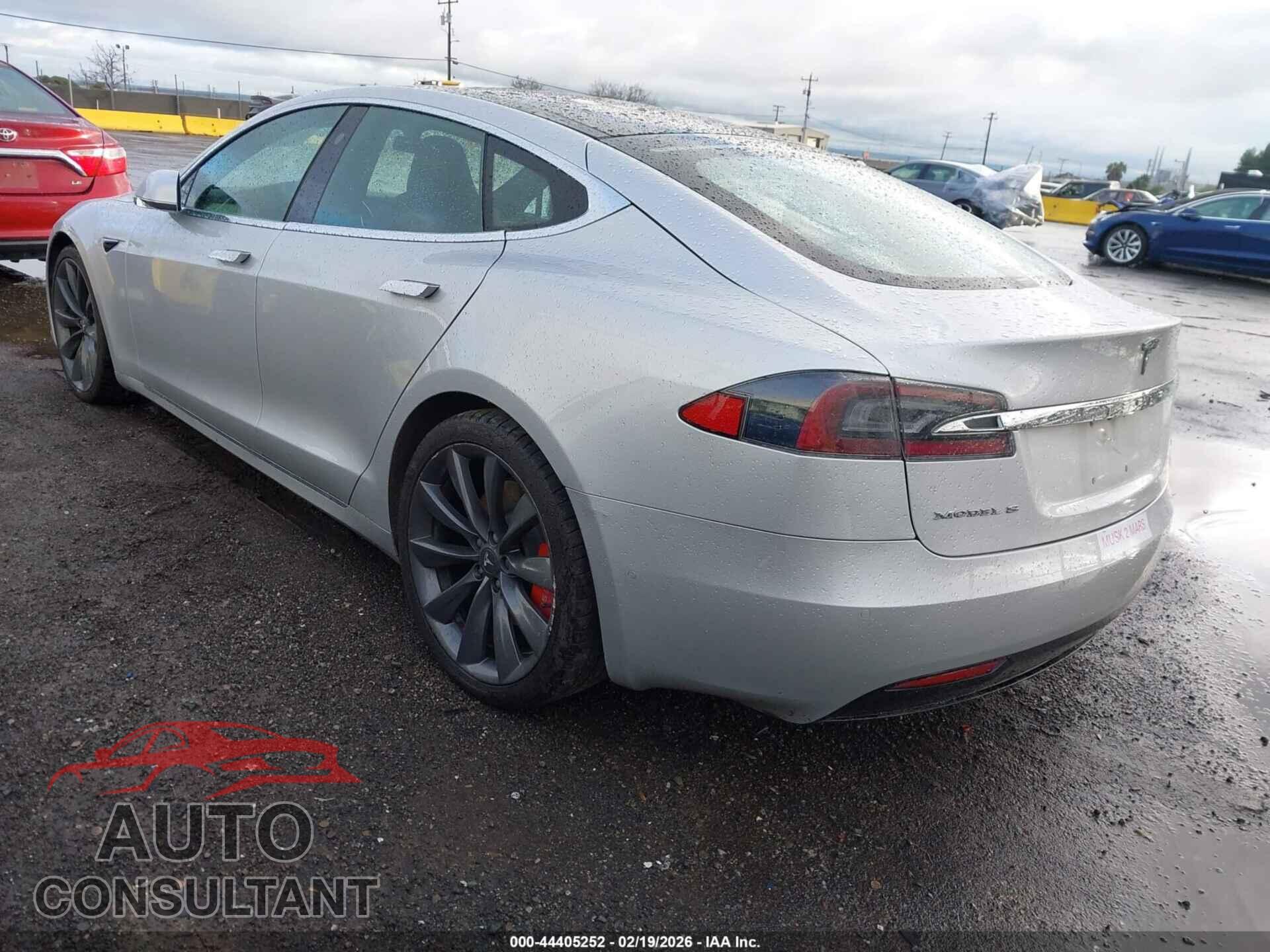 TESLA MODEL S 2017 - 5YJSA1E24HF233706