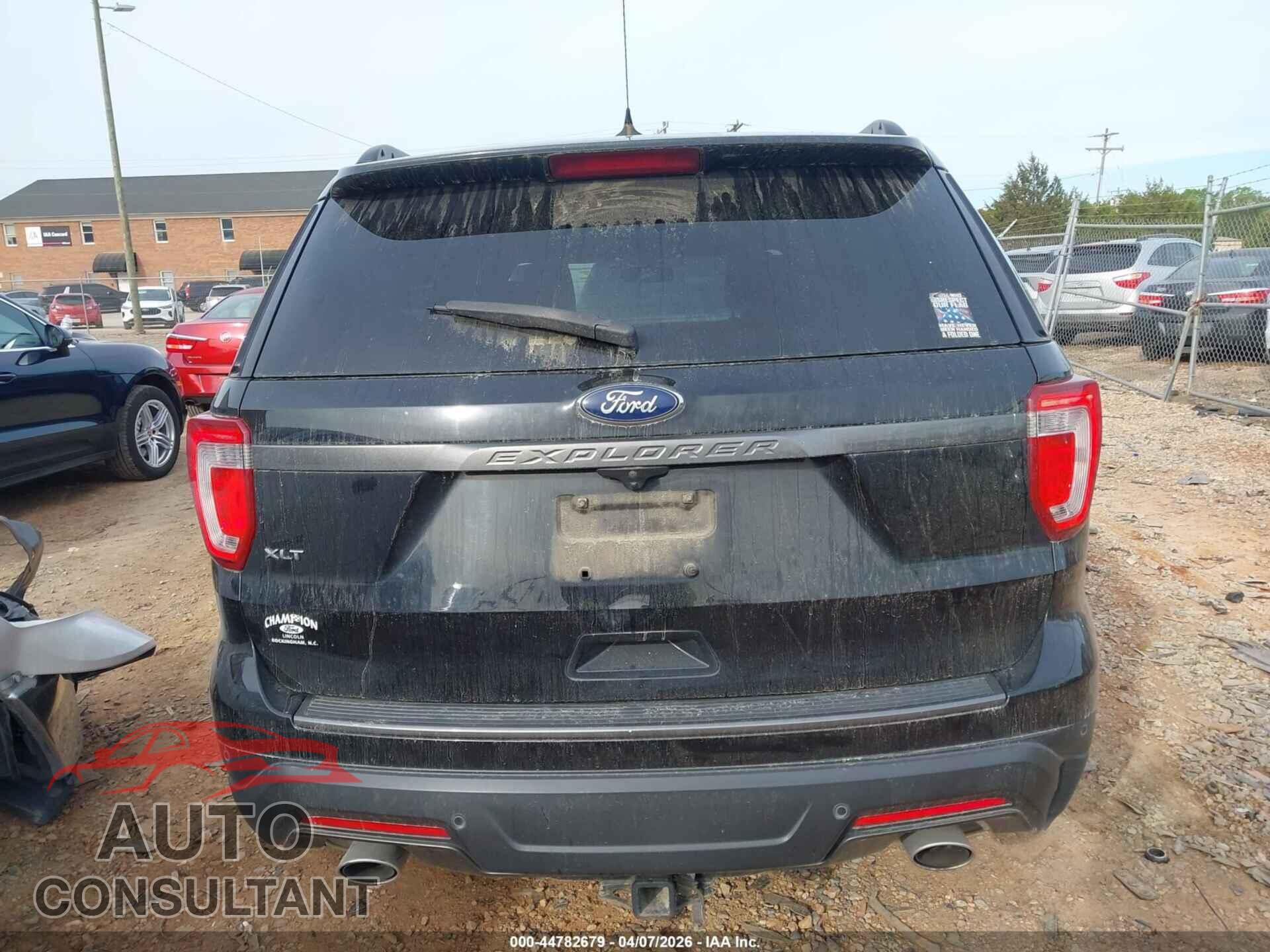 FORD EXPLORER 2018 - 1FM5K7D81JGB15347