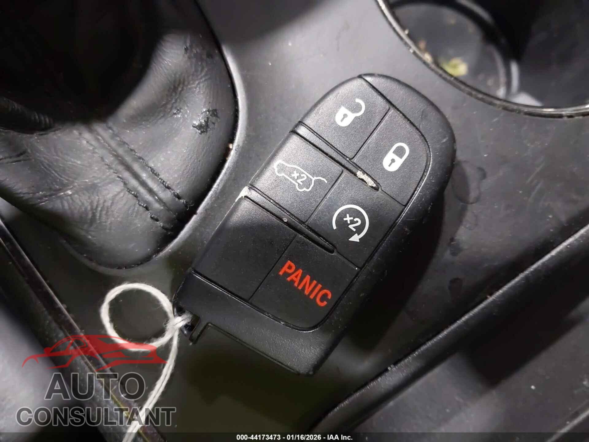 DODGE DURANGO 2018 - 1C4RDJDG3JC317263