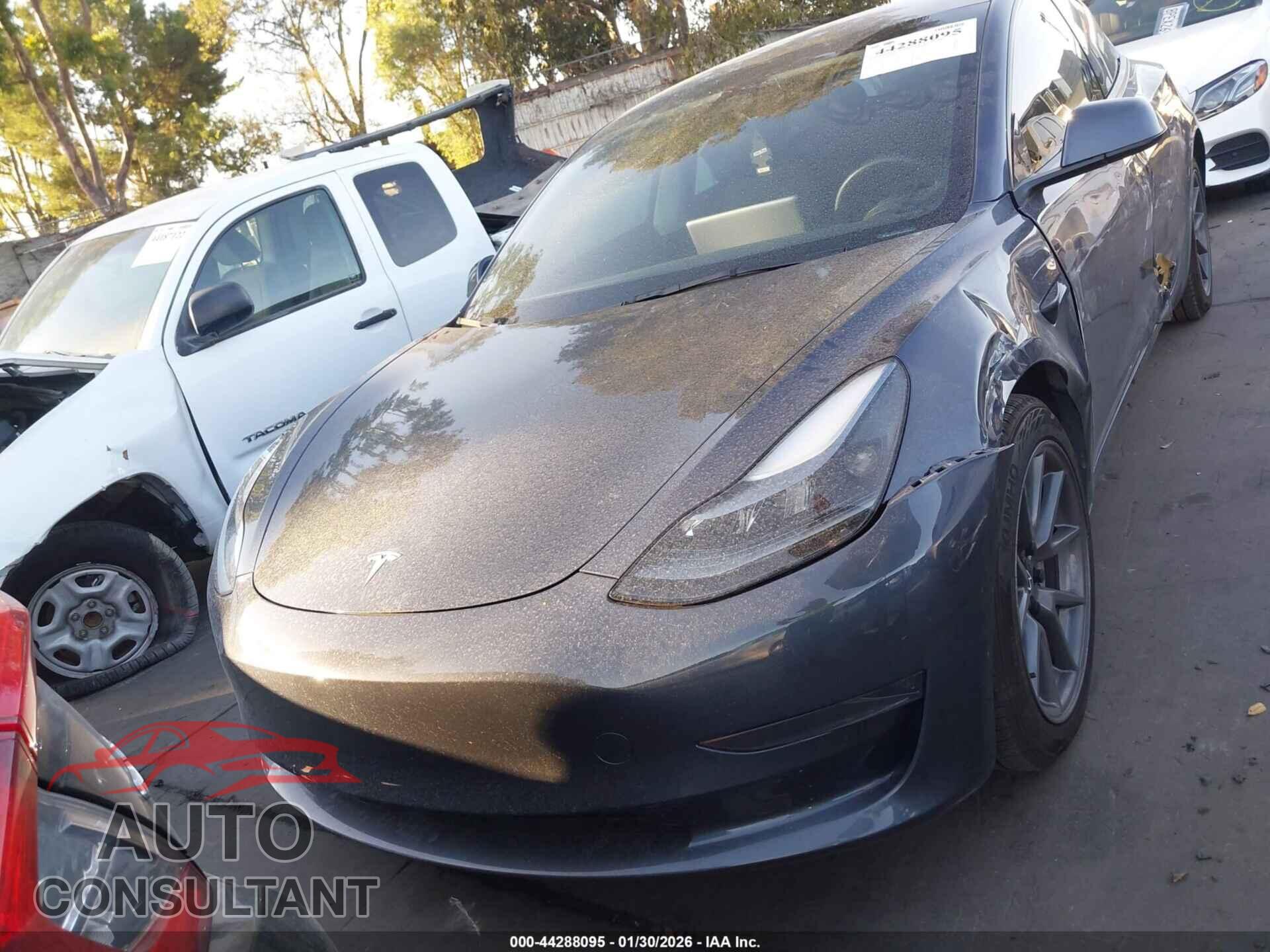 TESLA MODEL 3 2023 - 5YJ3E1EA6PF552751
