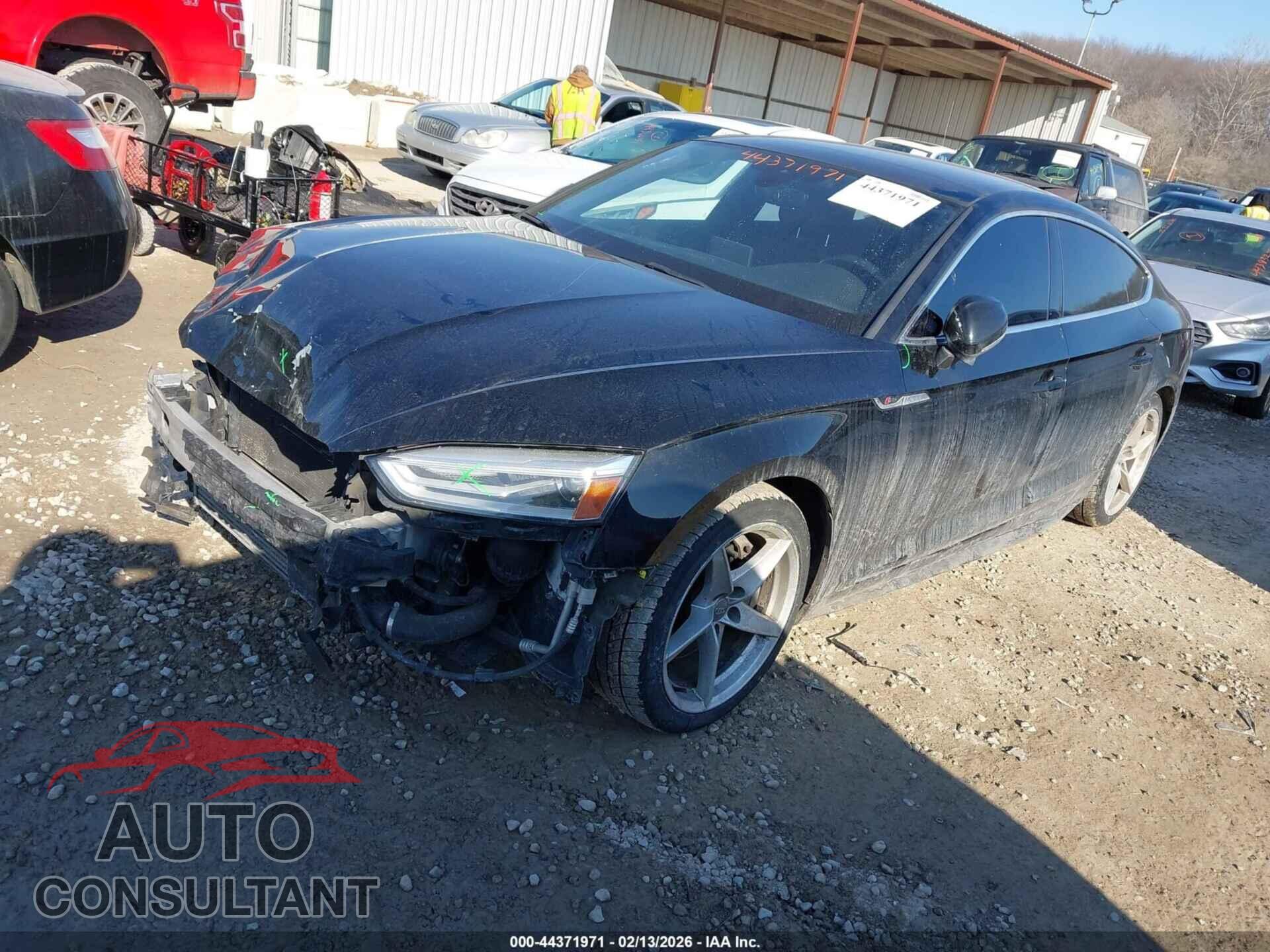 AUDI A5 2018 - WAUDNCF55JA062011