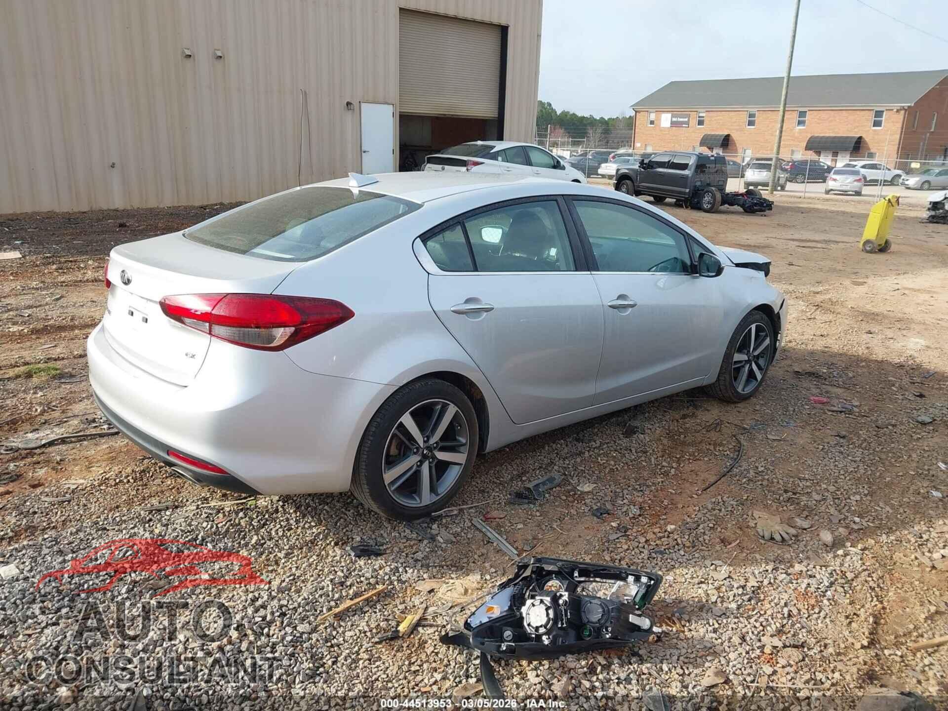 KIA FORTE 2017 - 3KPFL4A86HE072000