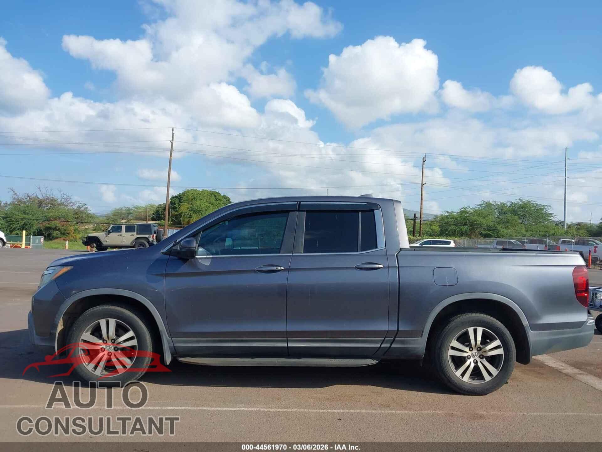 HONDA RIDGELINE 2017 - 5FPYK2F41HB002718