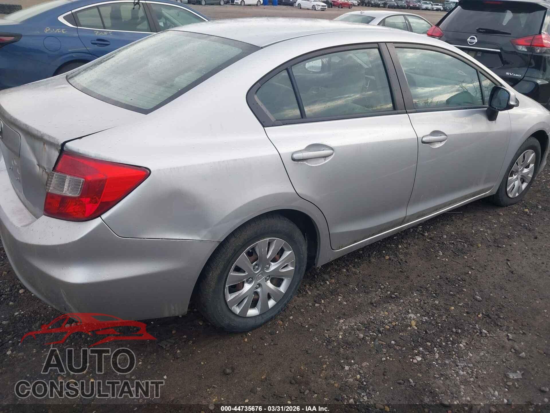HONDA CIVIC 2012 - 2HGFB2F52CH599584