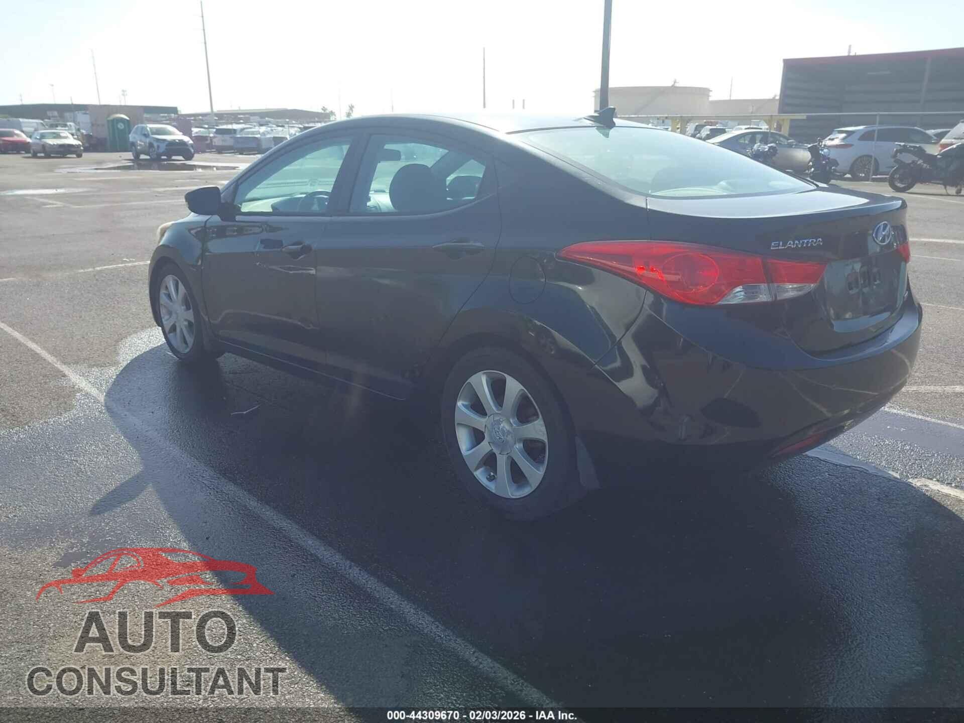 HYUNDAI ELANTRA 2013 - 5NPDH4AE6DH299563