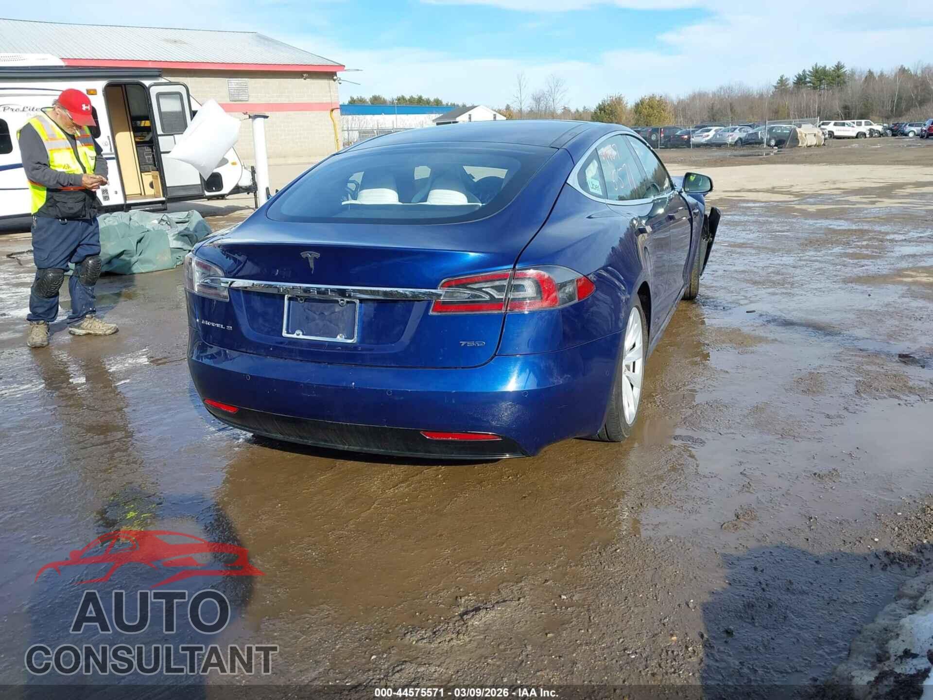 TESLA MODEL S 2017 - 5YJSA1E23HF219800